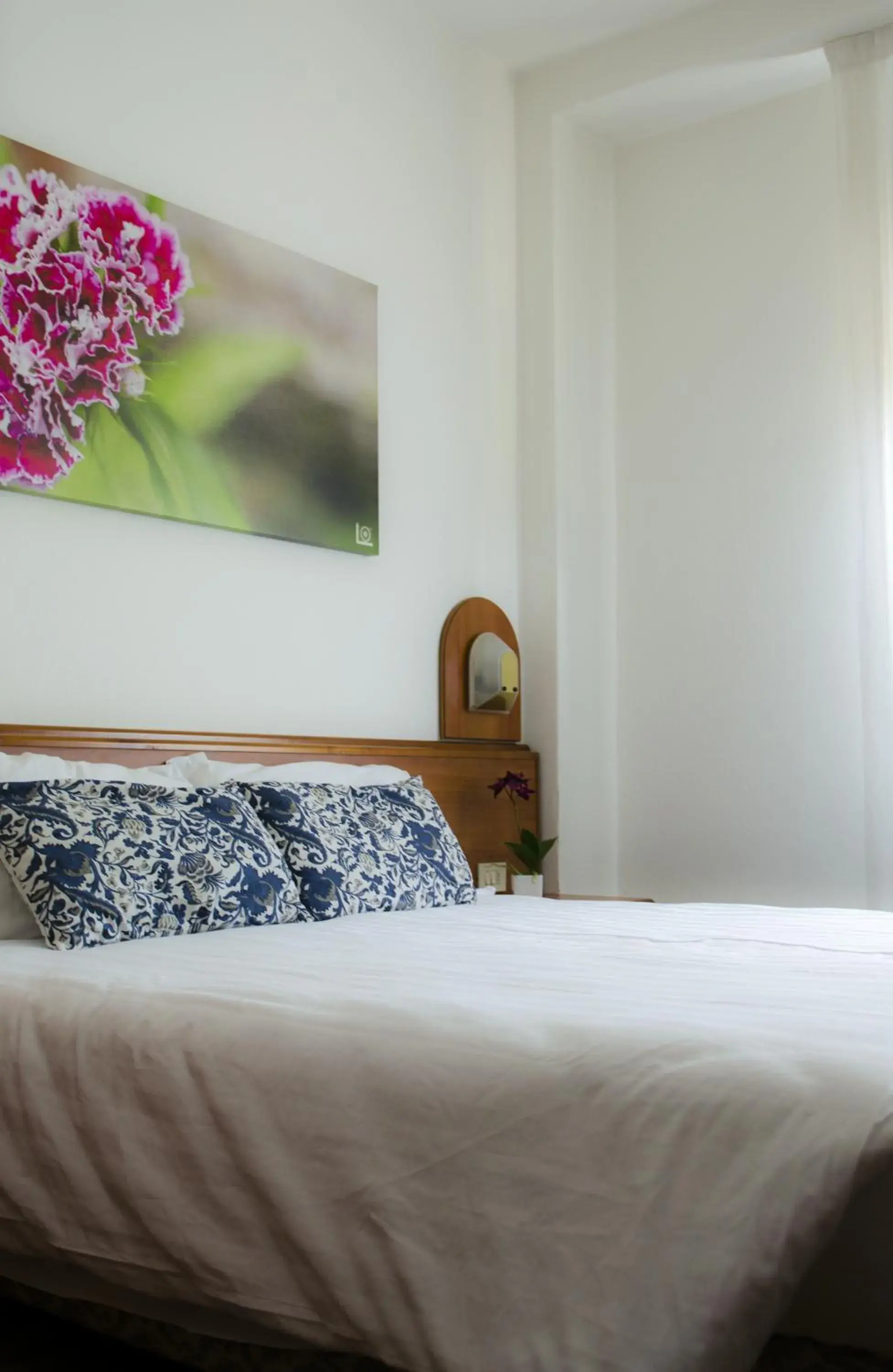 Bedroom, Bed in Hotel Everest