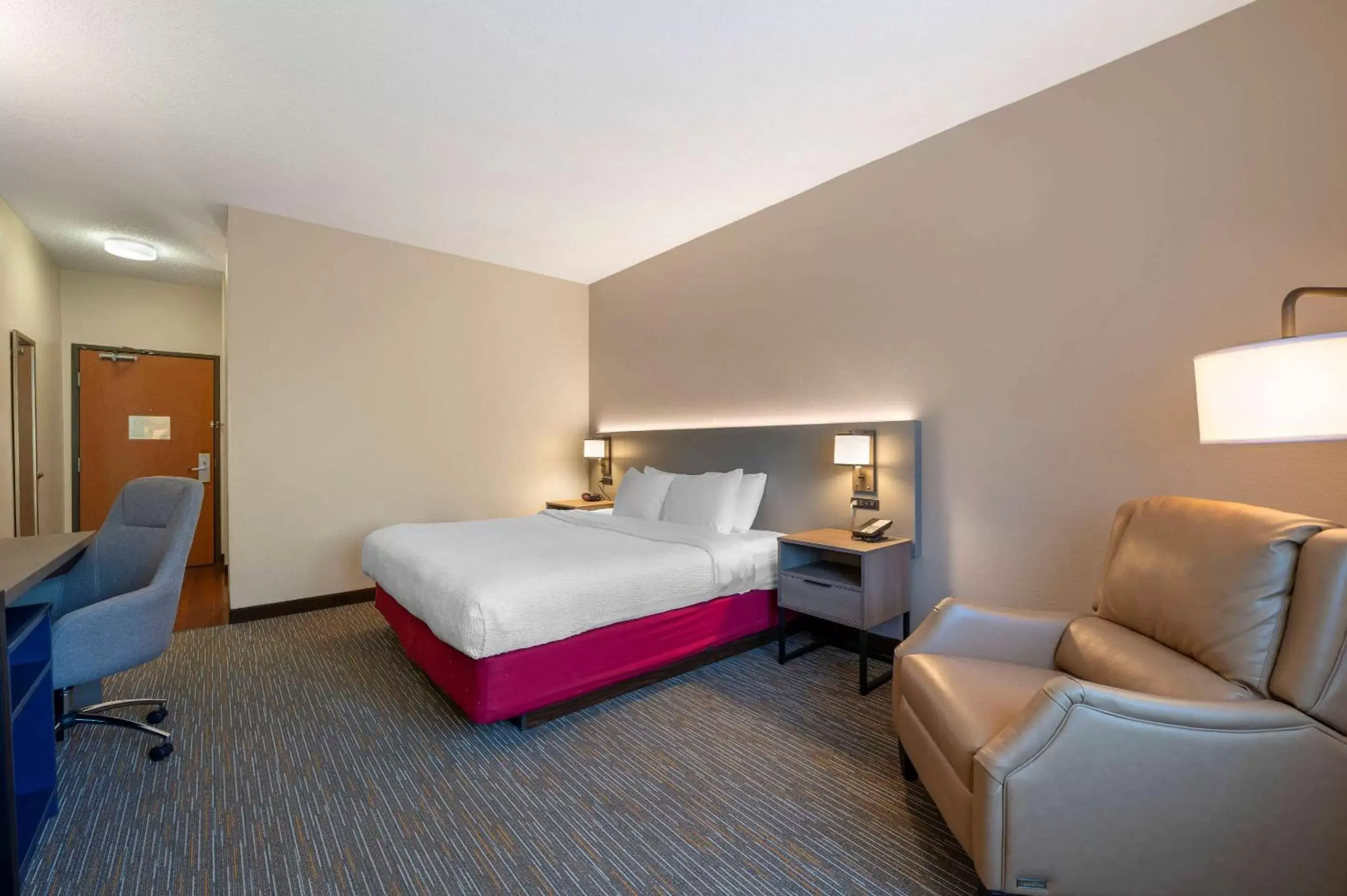 Bedroom in Comfort Inn & Suites