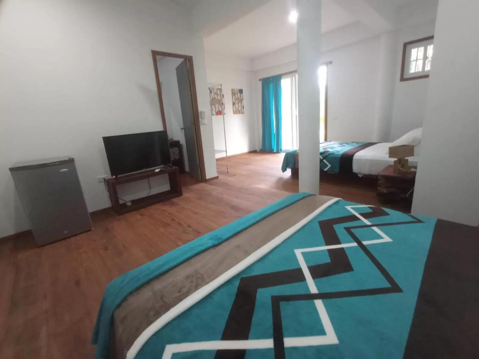 Bed in La Luciernaga Big Creek