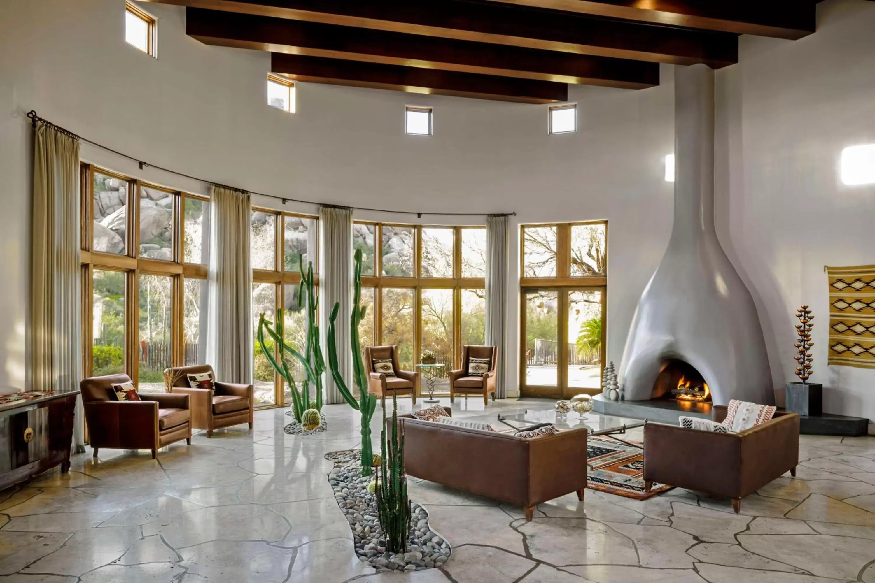 Lobby or reception in Boulders Resort & Spa Scottsdale, Curio Collection by Hilton Lobby or reception in Boulders Resort & Spa Scottsdale, Curio Collection by Hilton