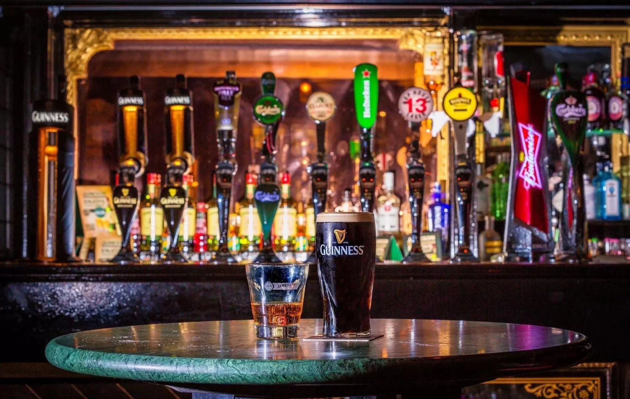 Lounge or bar, Lounge/Bar in Charlie Foleys