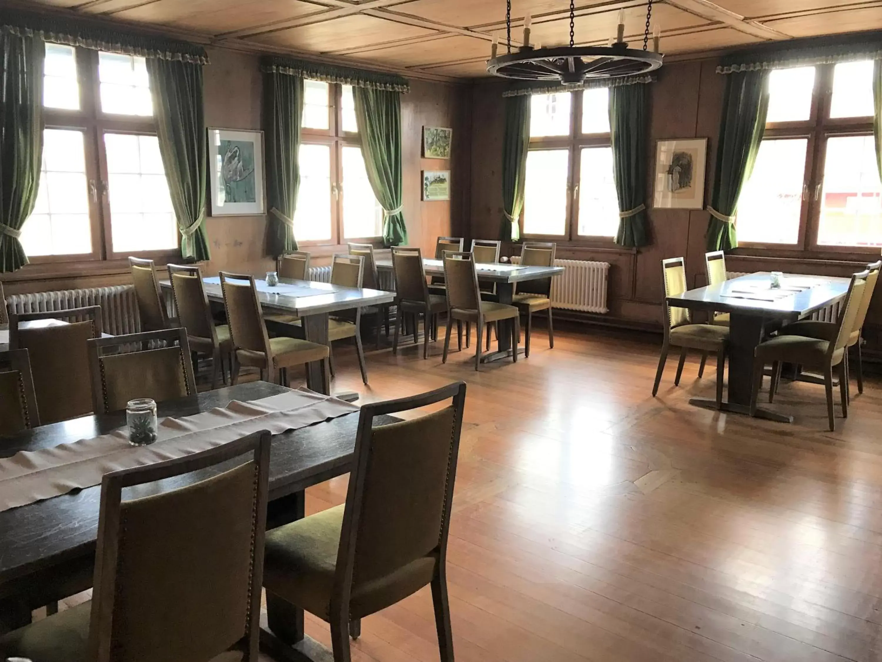 Breakfast, Restaurant/Places to Eat in Gasthaus zum Goldenen Kreuz