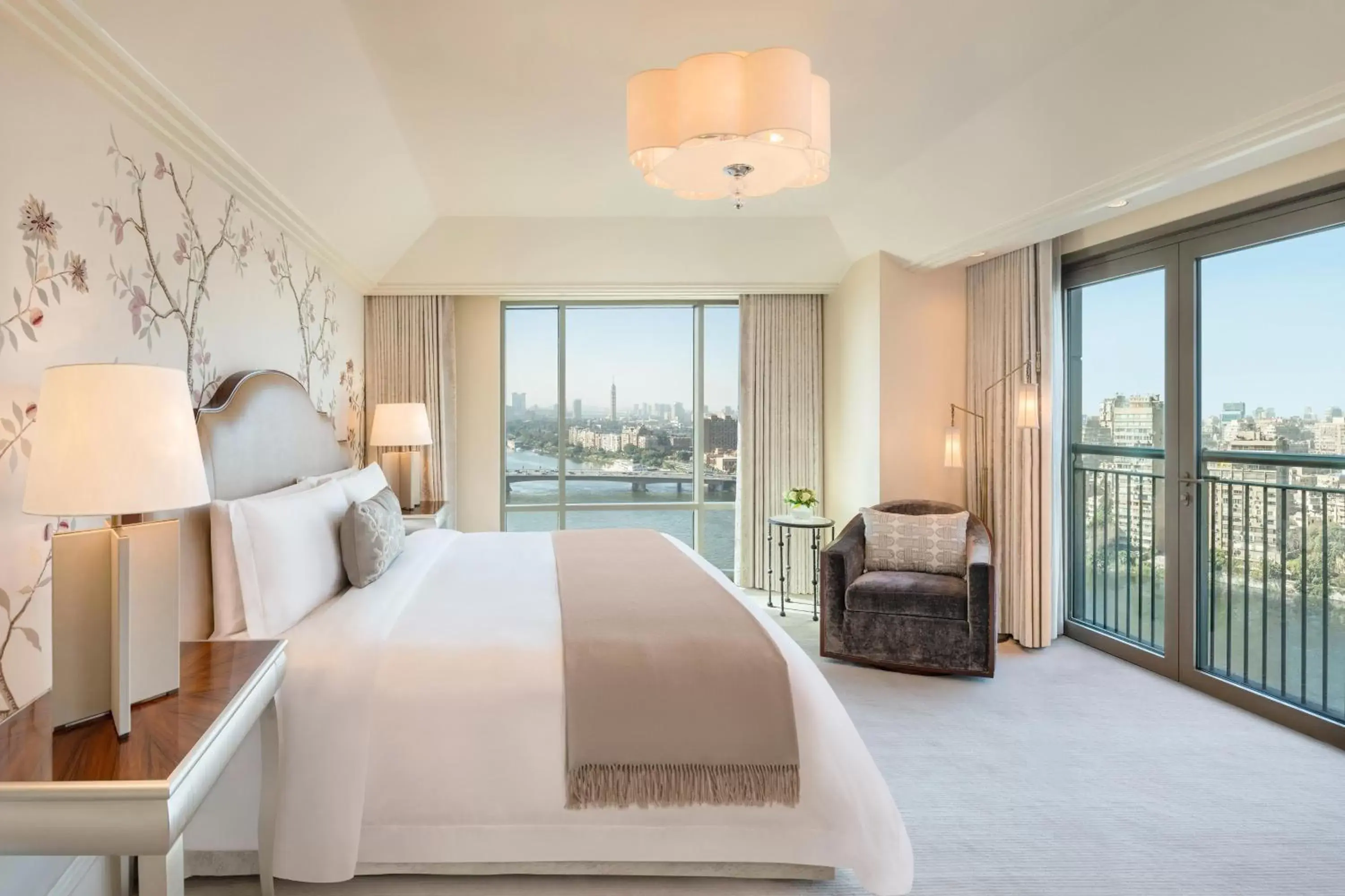 Bedroom in The St. Regis Cairo