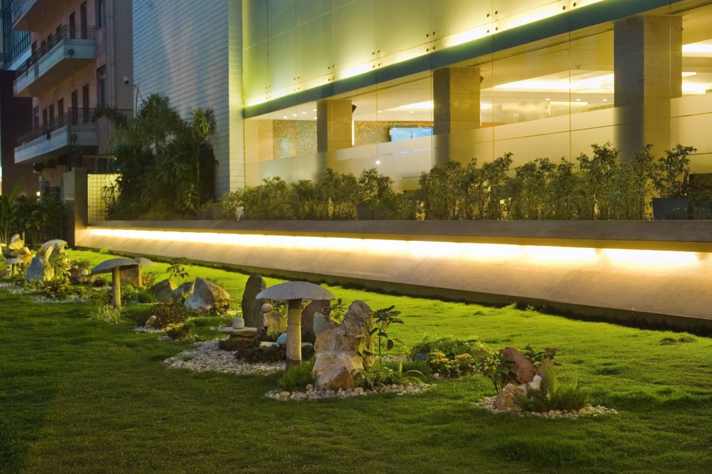 Garden in The Sonnet Kolkata