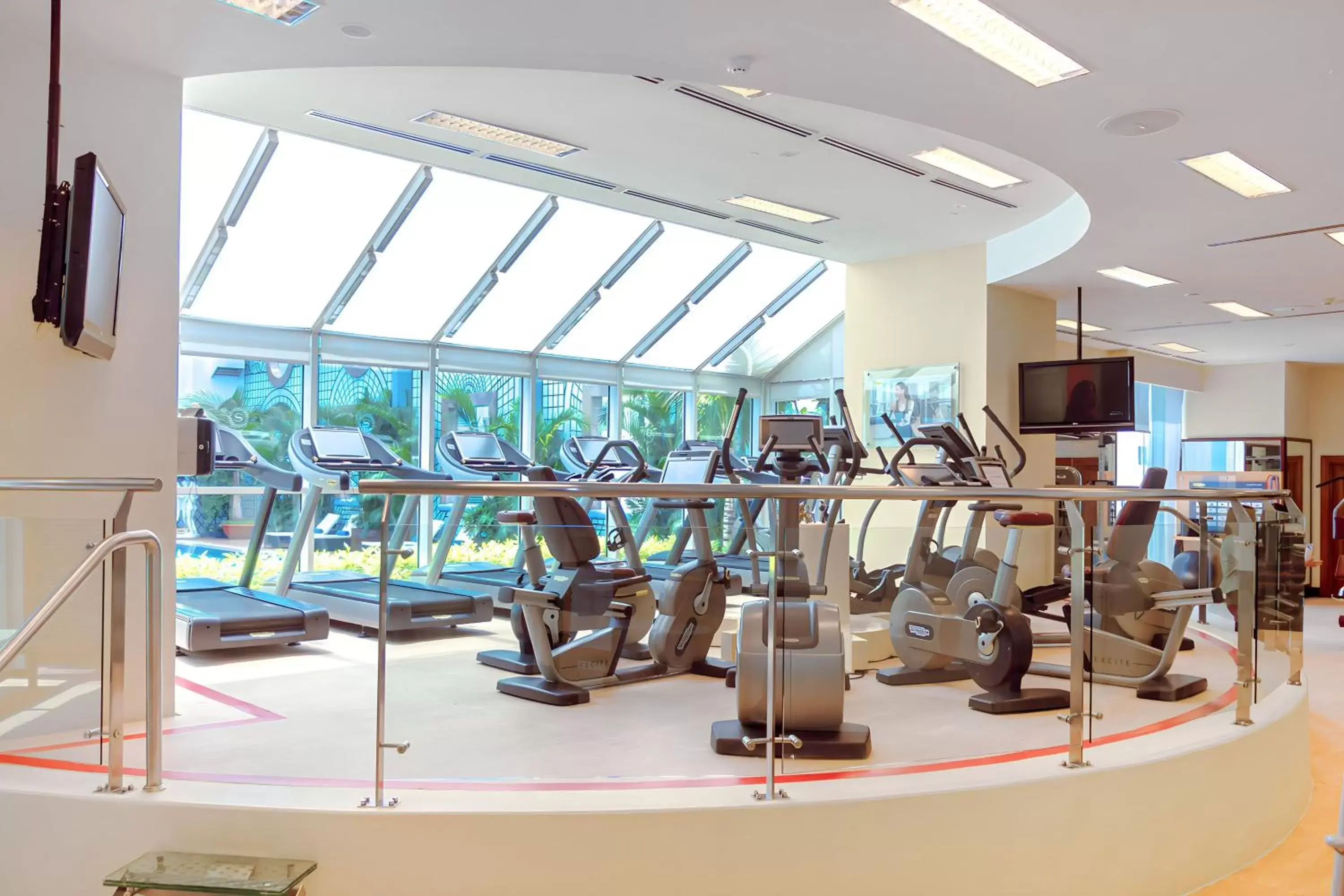 Fitness centre/facilities, Fitness Center/Facilities in Sheraton Saigon Hotel & Towers