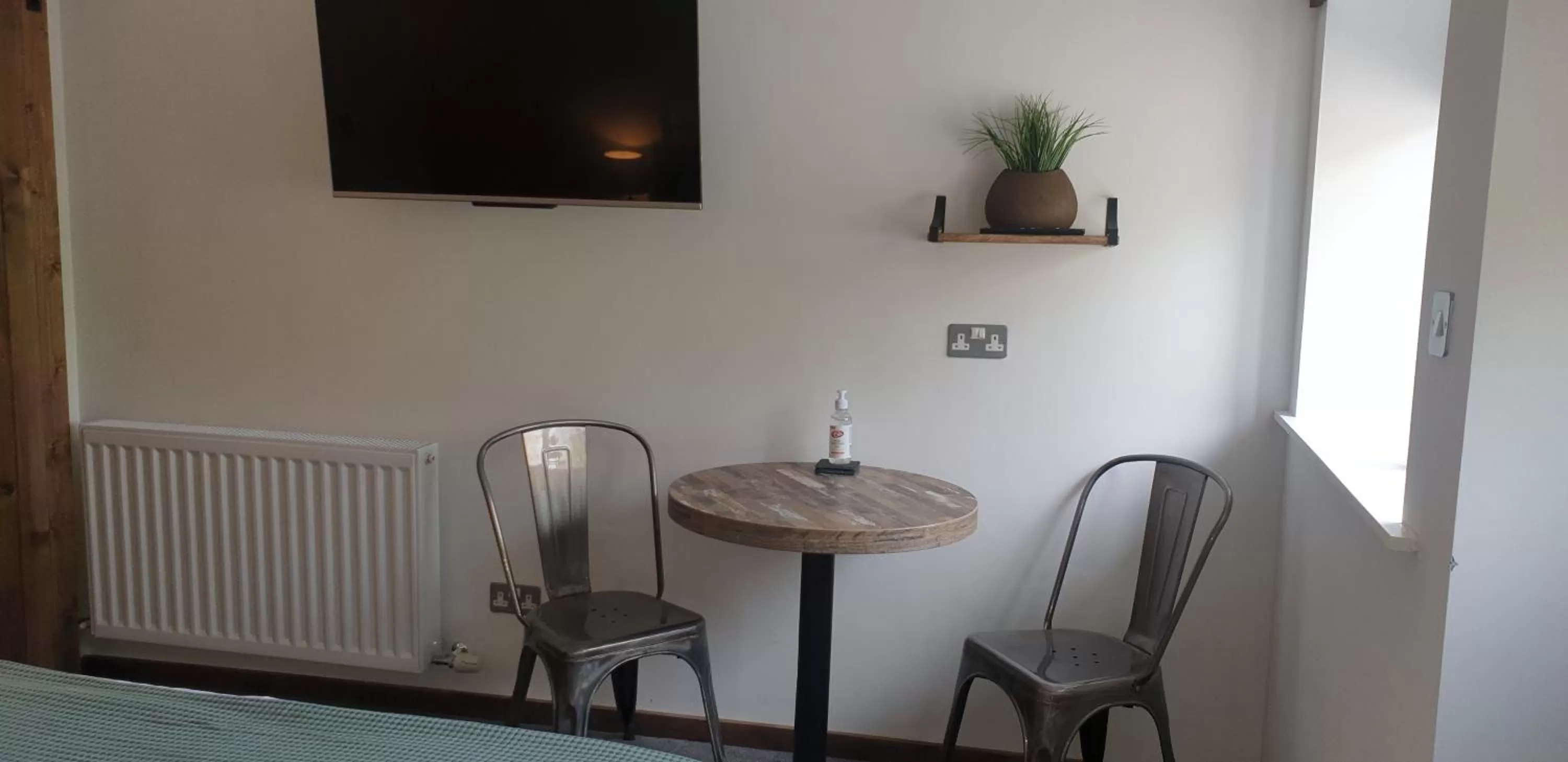 Bedroom in Monkton Court House B&B