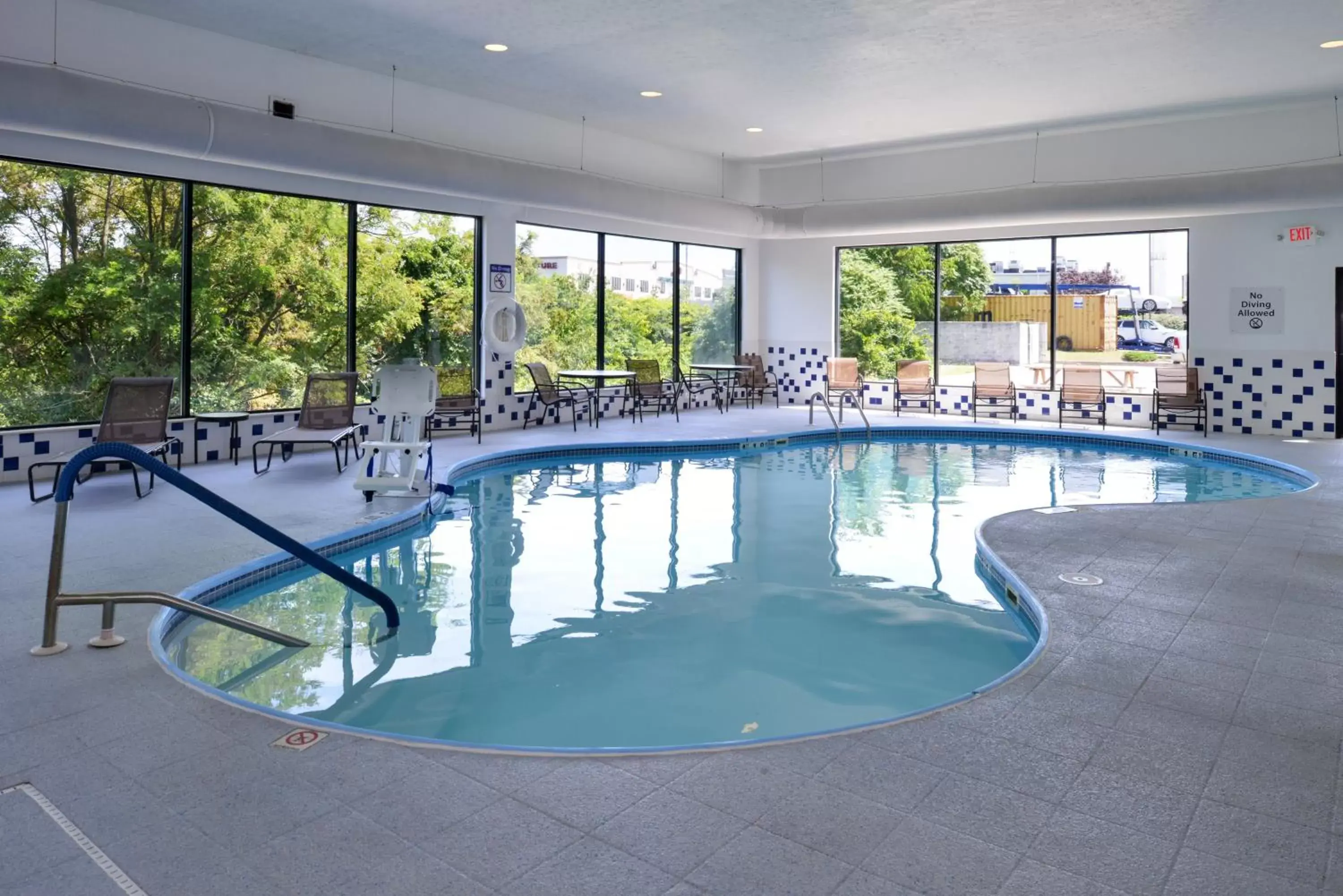 Swimming pool in Holiday Inn Express Morgantown, an IHG Hotel