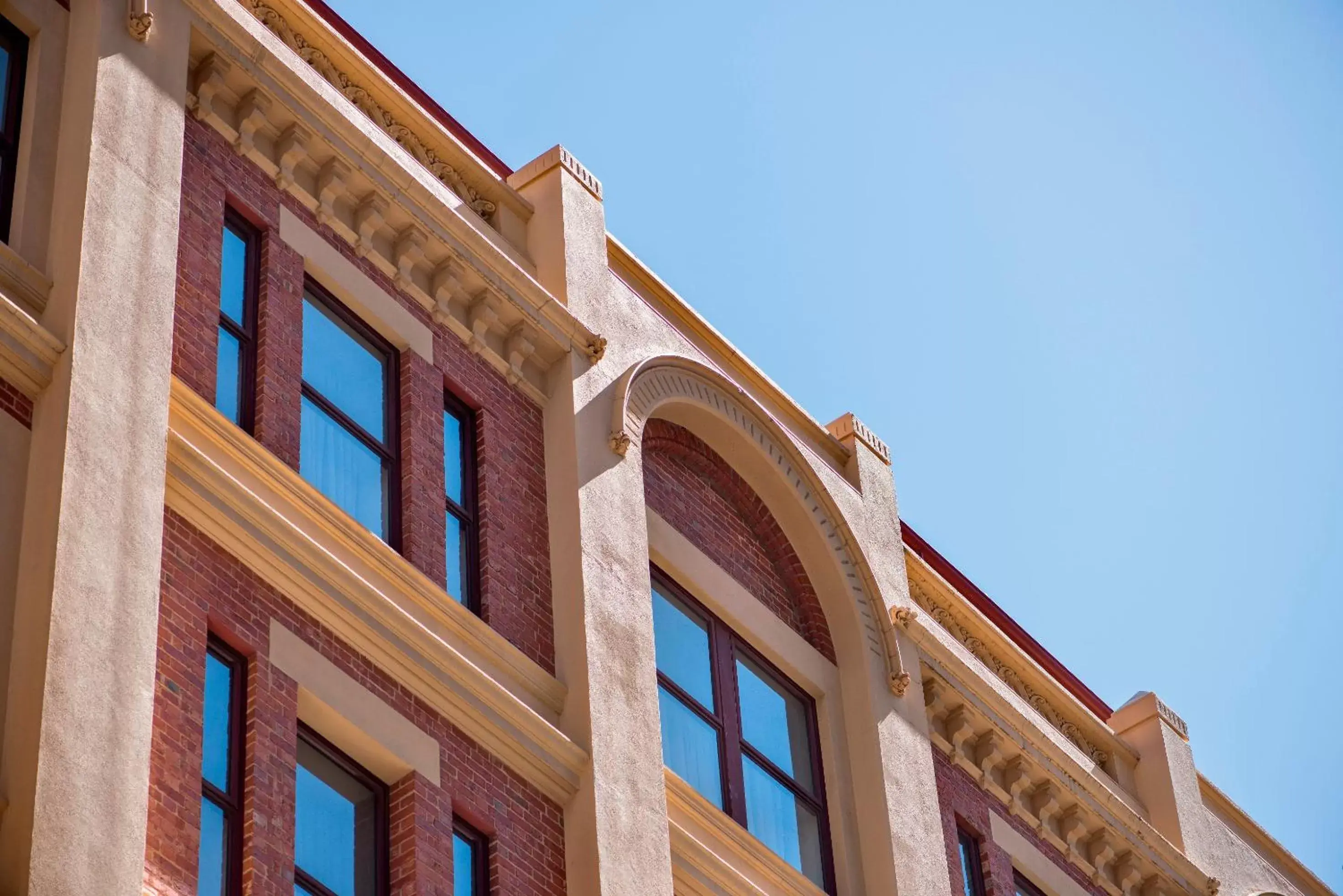 Property Building in Franklin Apartments