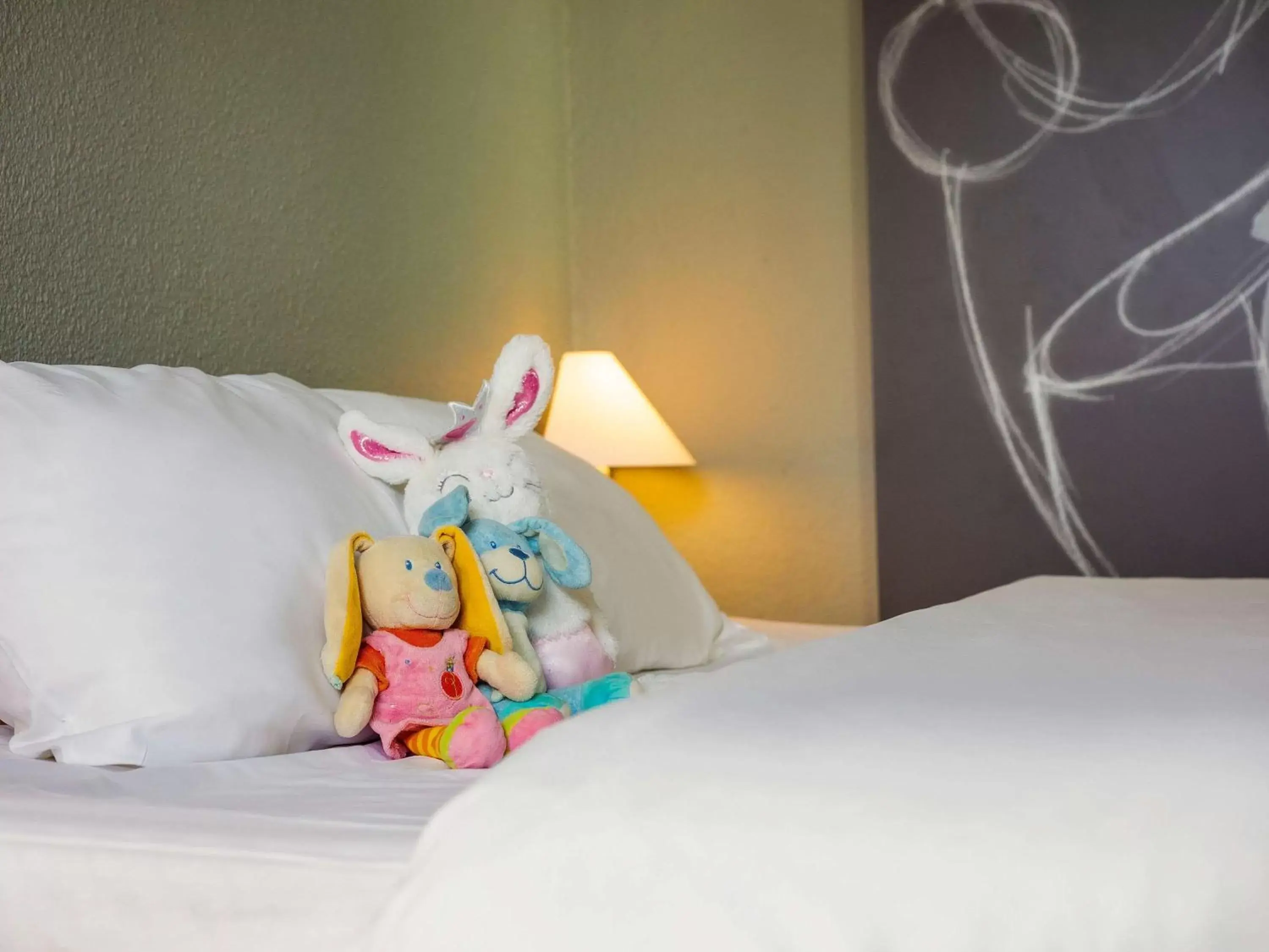 Photo of the whole room, Bed in ibis Mulhouse Ile Napoleon Photo of the whole room, Bed in ibis Mulhouse Ile Napoleon