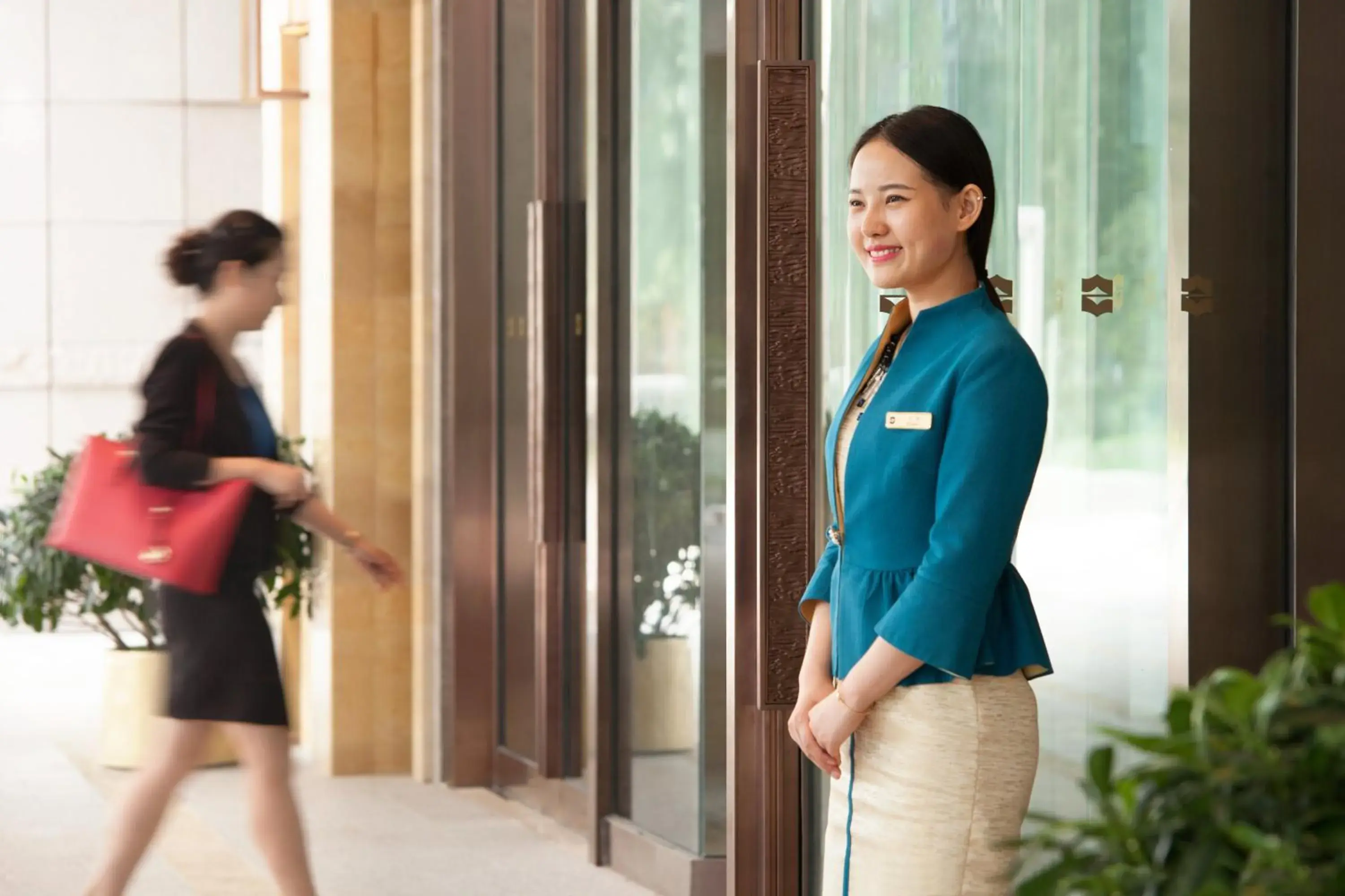 Facade/entrance in Shangri-La Hefei