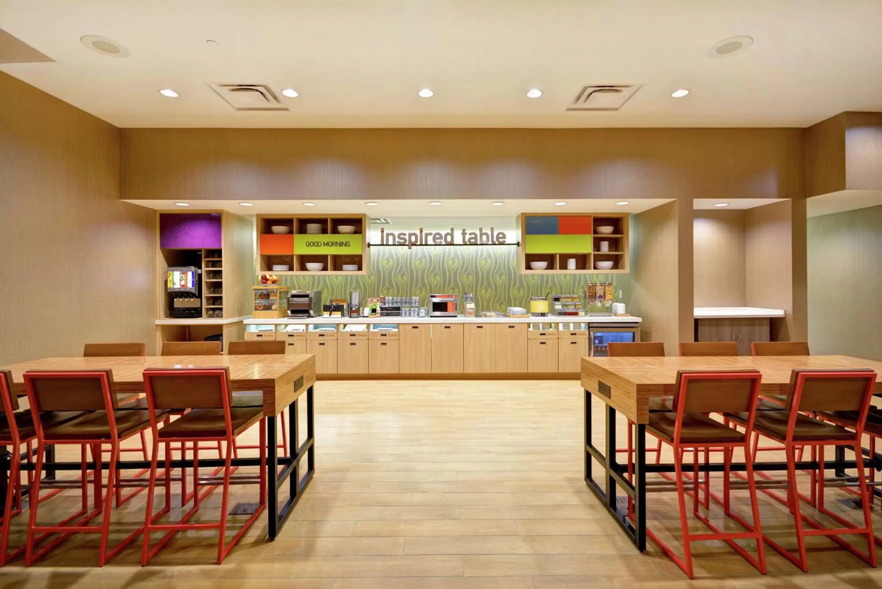 Food and drinks, Restaurant/Places to Eat in Home2 Suites At The Galleria