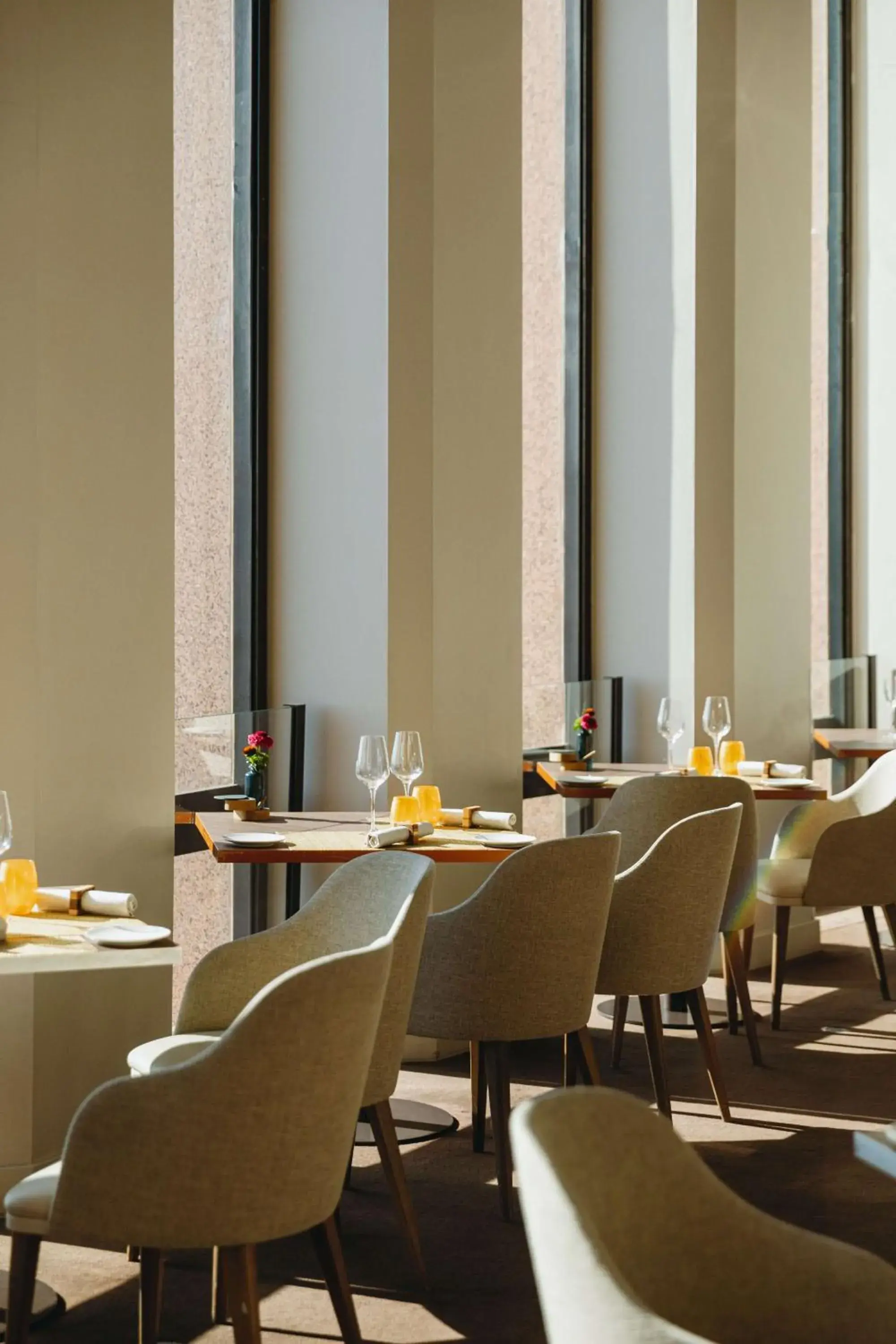 Restaurant/Places to Eat in Radisson Blu Hotel, Lyon