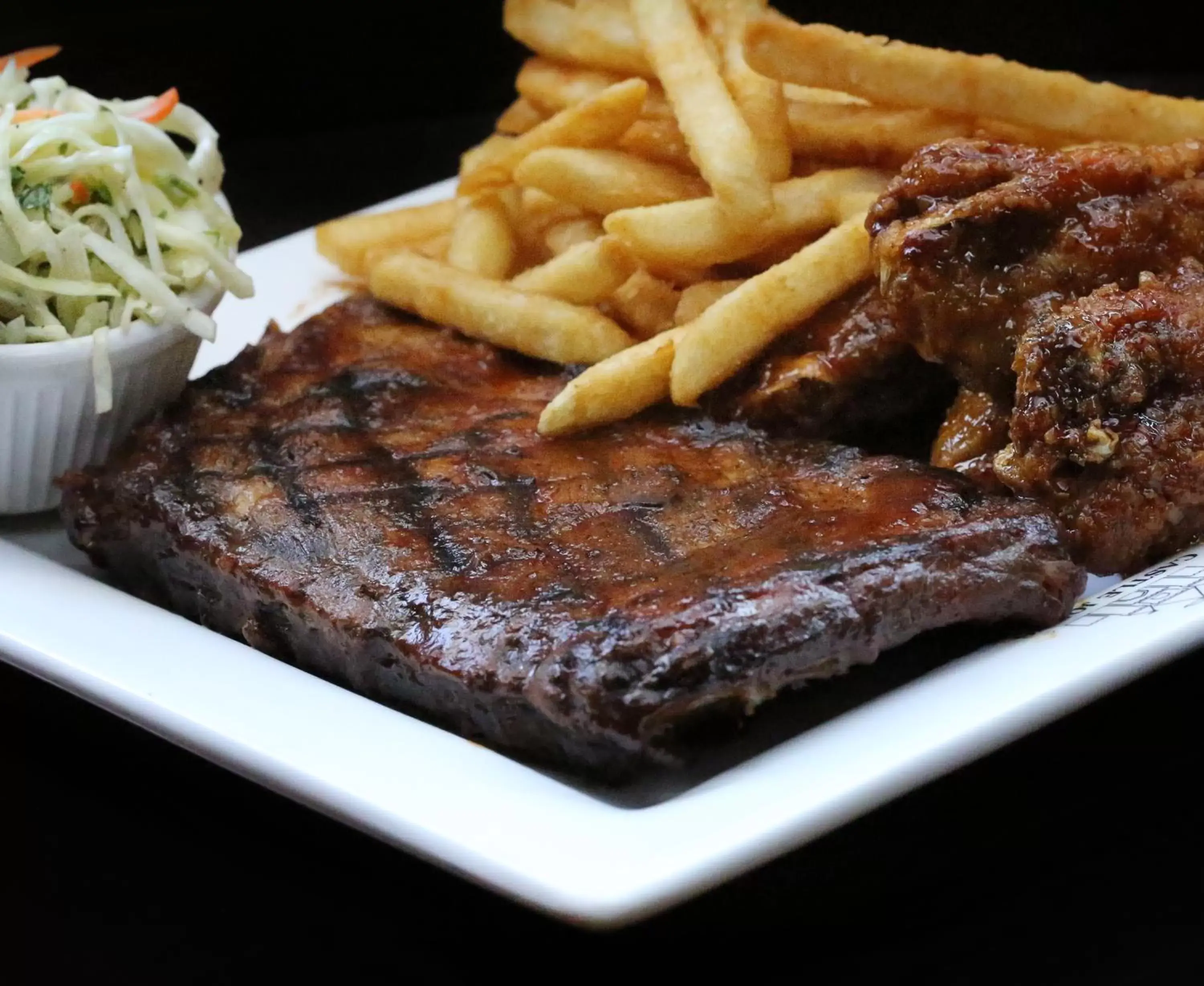 Restaurant/places to eat in Ramada by Wyndham Lindsay Restaurant/places to eat in Ramada by Wyndham Lindsay