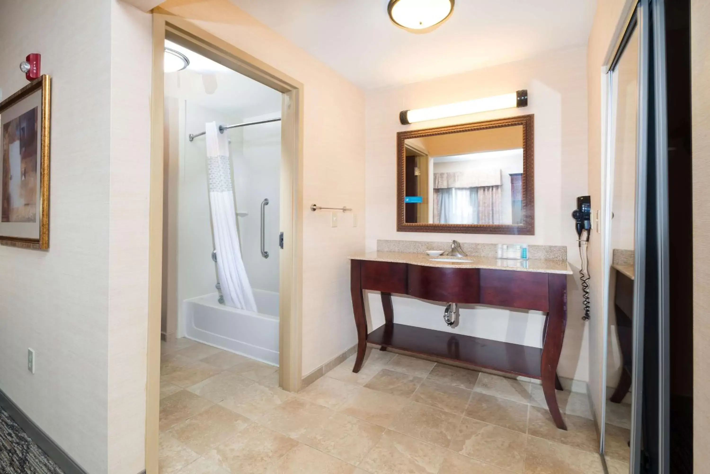 Bathroom in Hampton Inn & Suites Greensburg