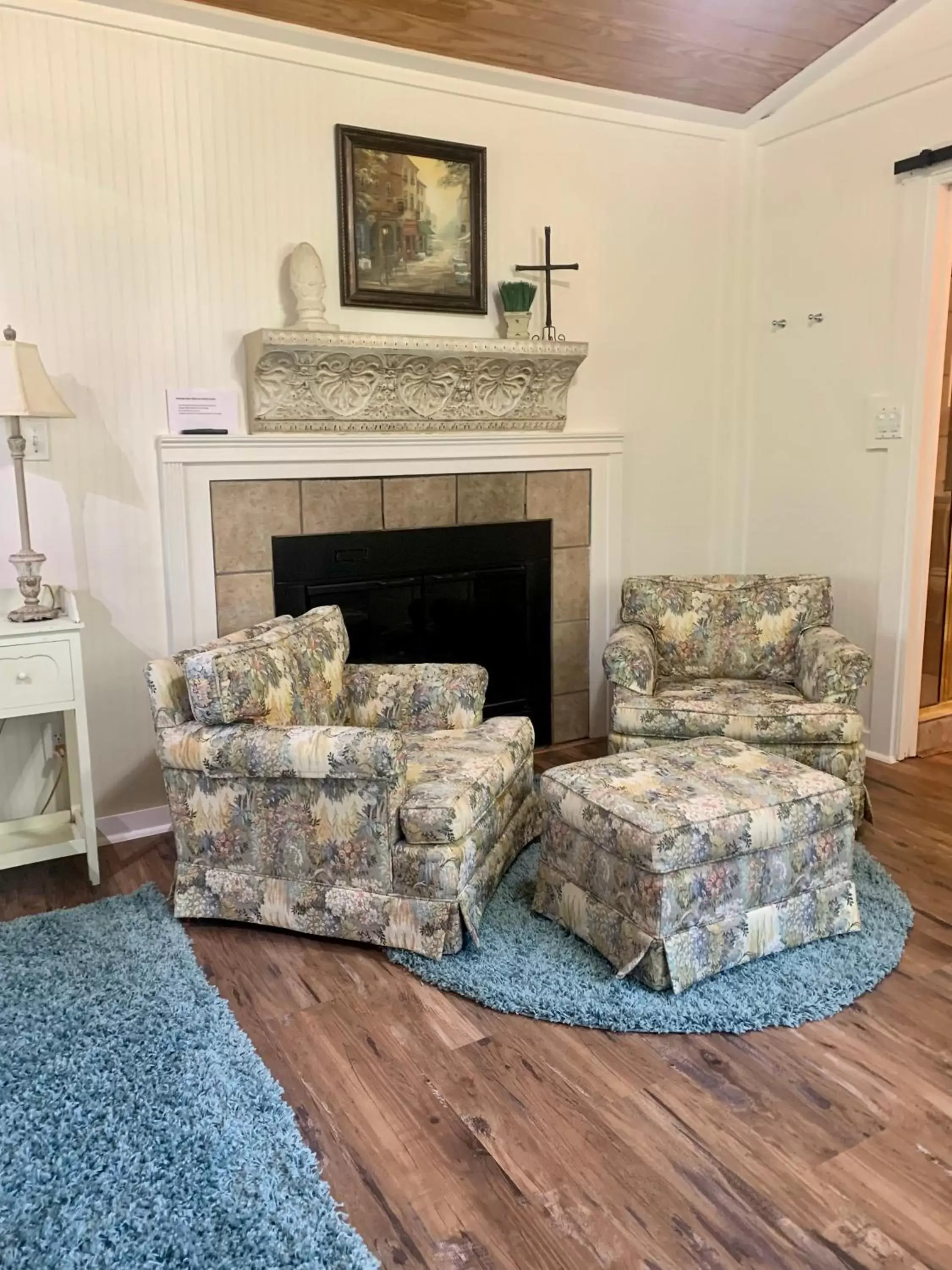 Seating Area in Lamb's Rest Inn