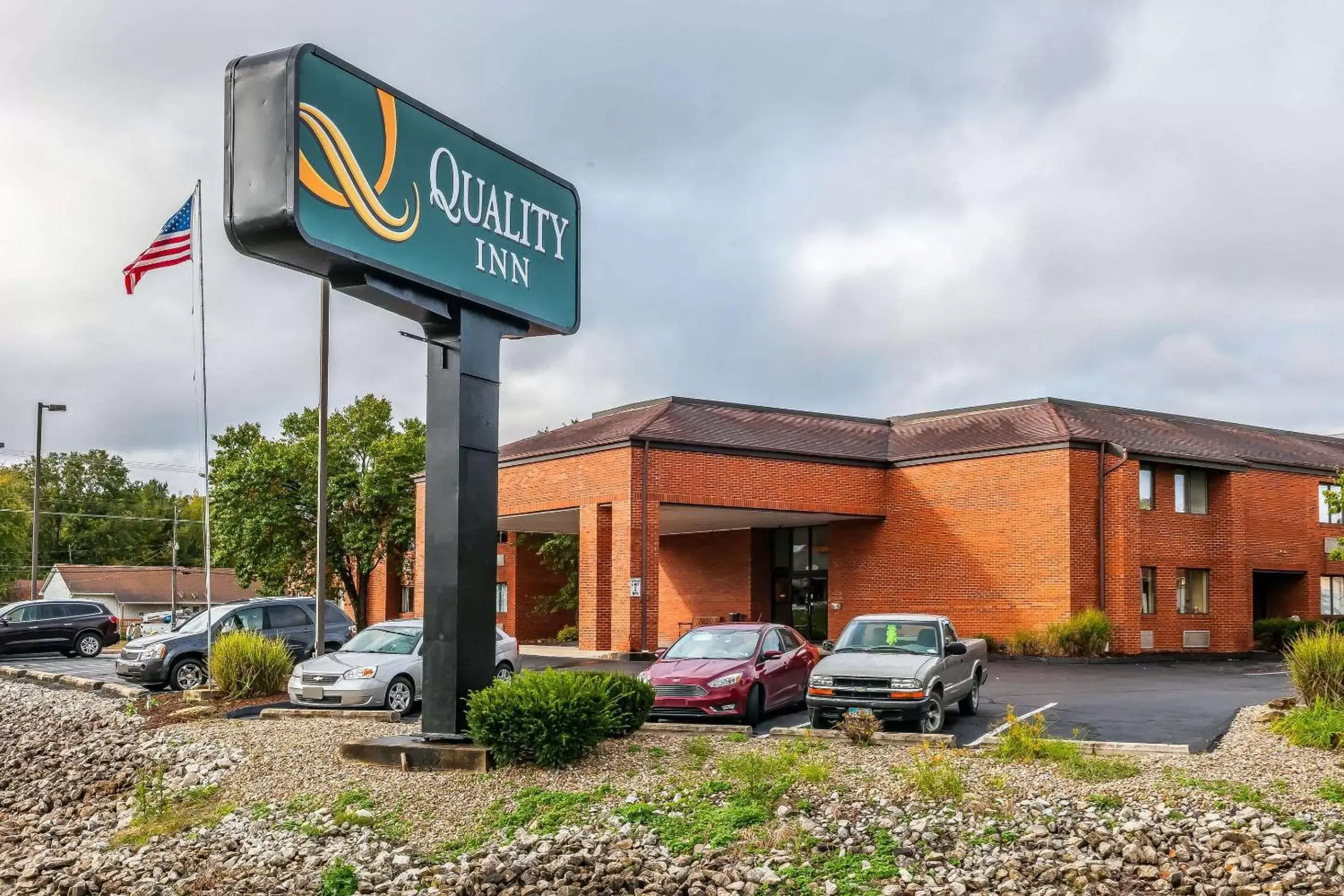Property building in Quality Inn Jackson