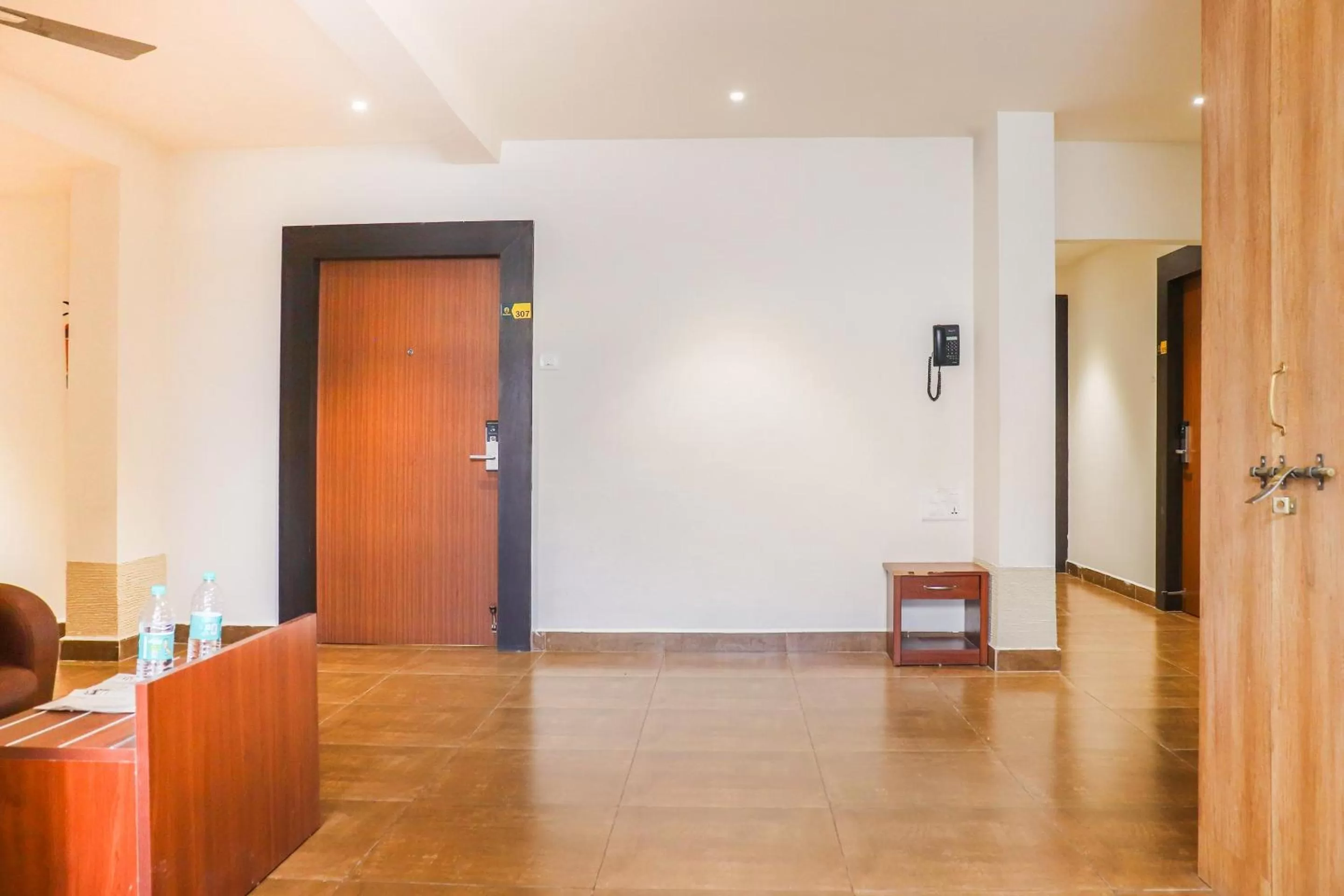 Lobby or reception in Collection O Kk Trends