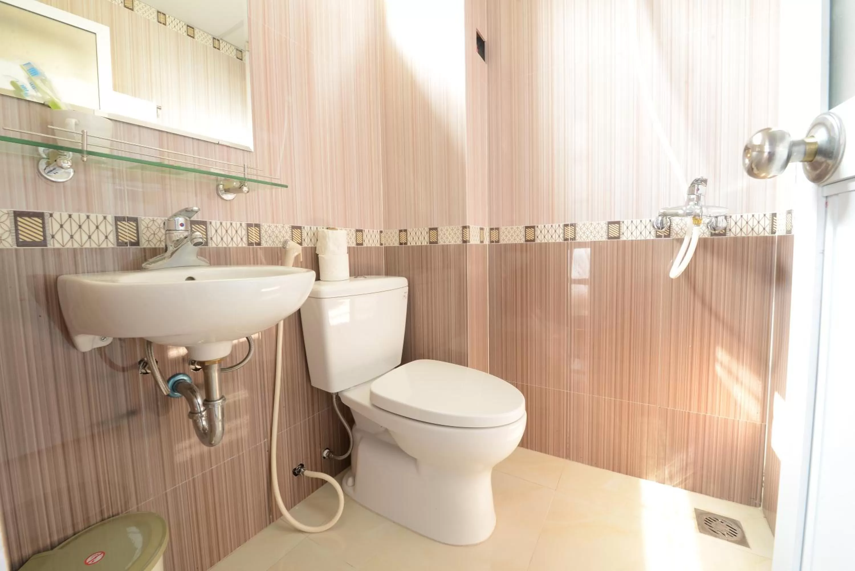 Bathroom in Hanoi Fantasea Hotel