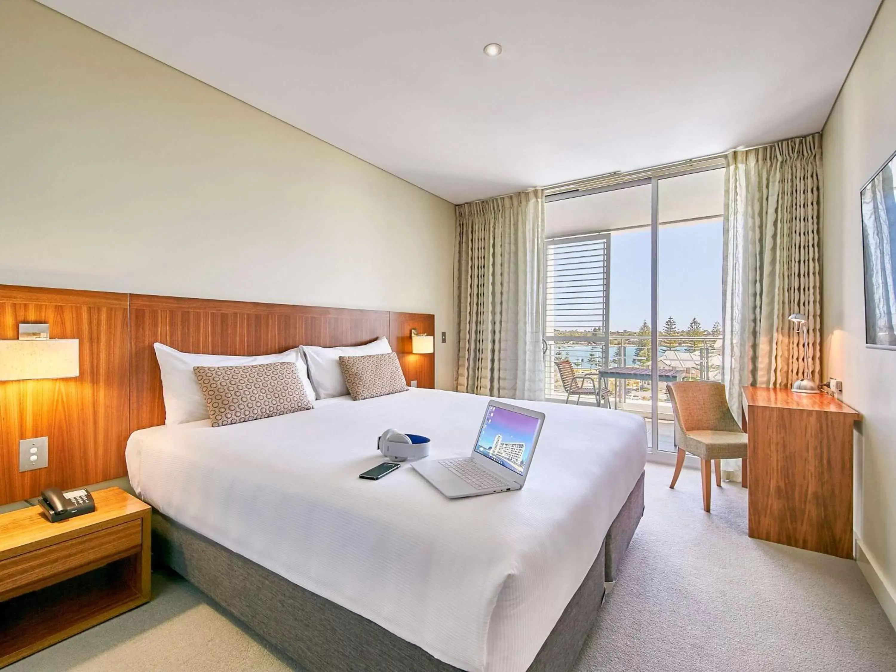 Superior King Room in The Sebel Mandurah