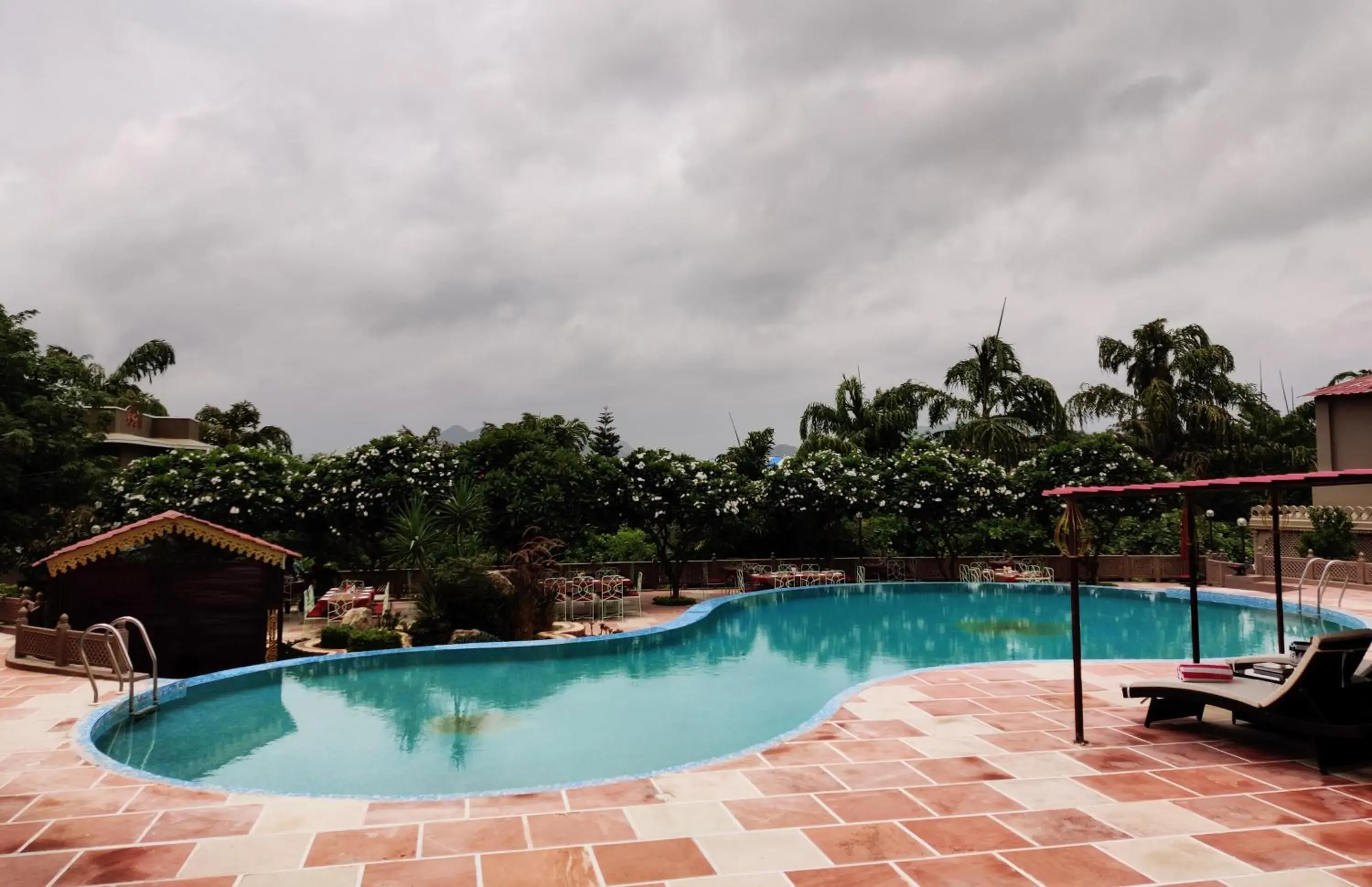 Swimming Pool in Araliayas Resort & Spa