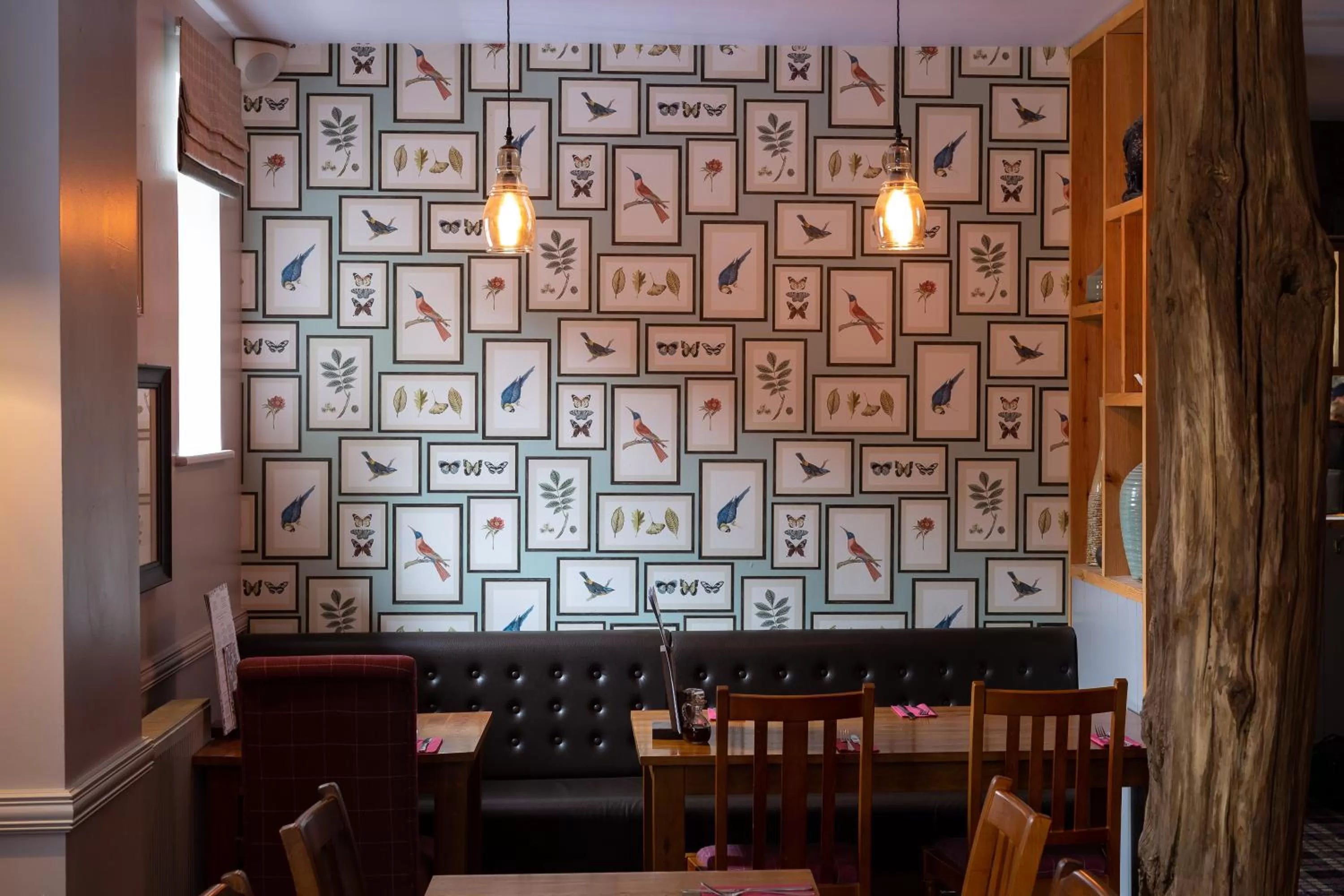 Lounge or bar, Restaurant/Places to Eat in The Poacher Inn