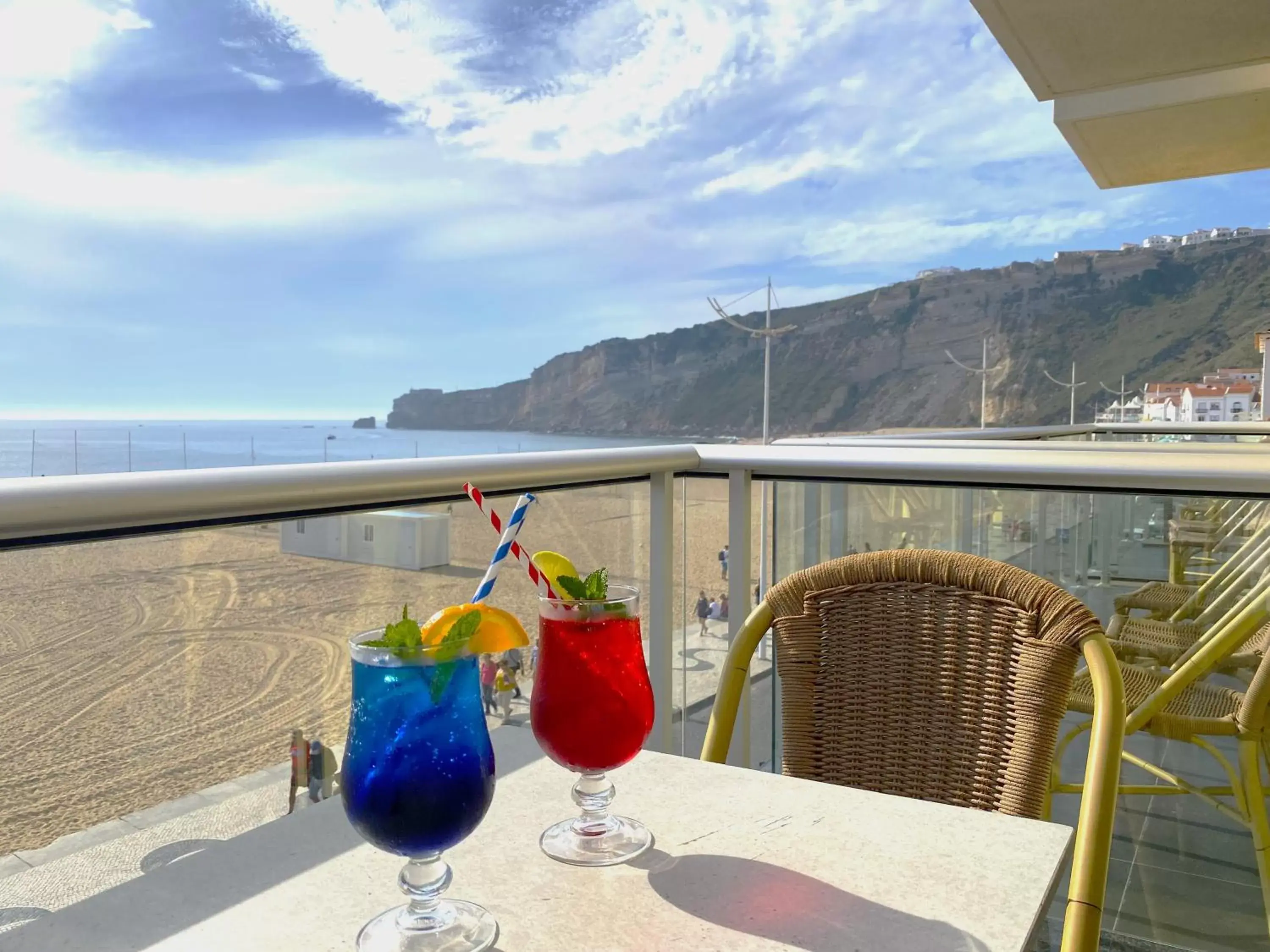 Sea view, Balcony/Terrace in Hotel Oceano