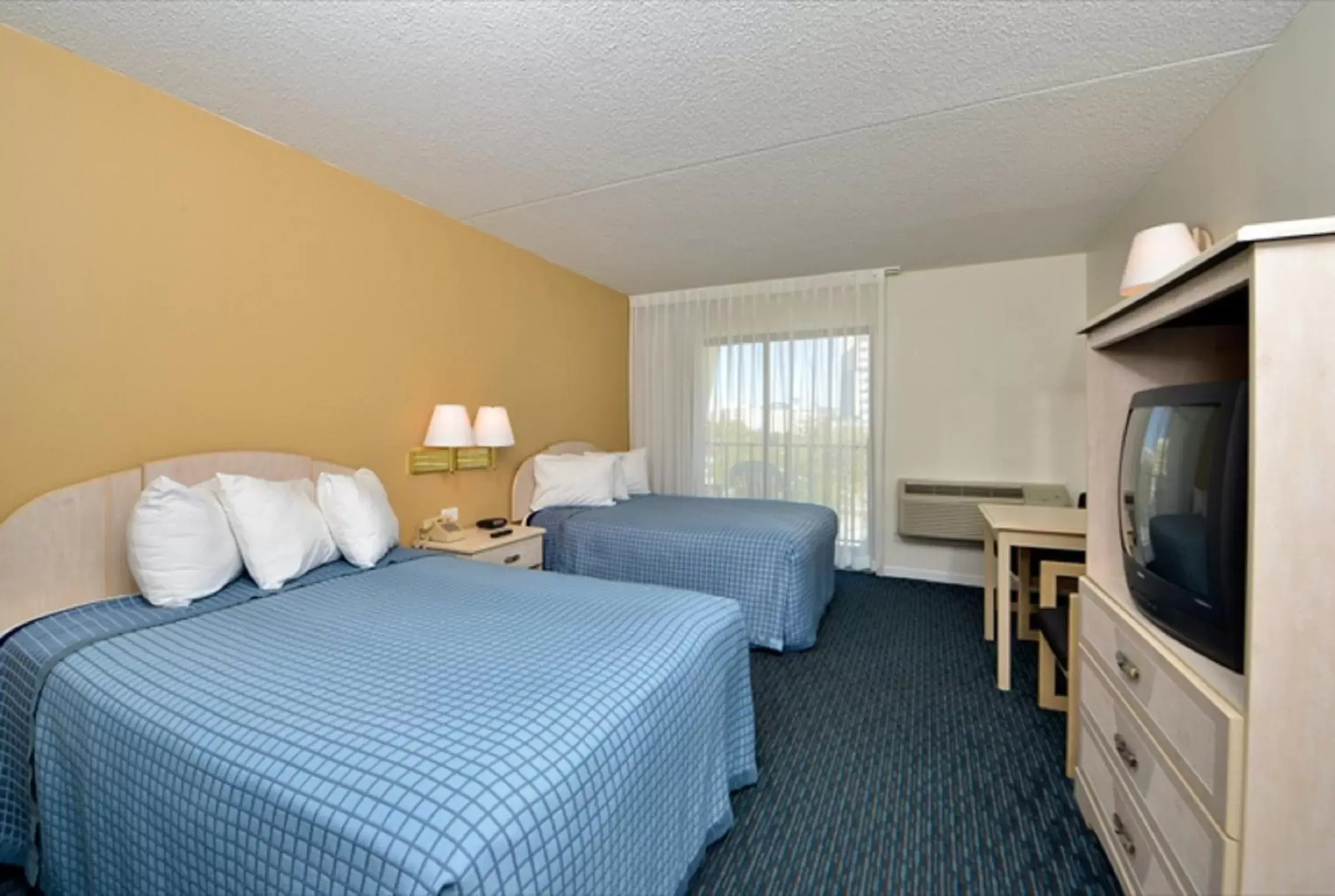 Photo of the whole room, Bed in Sea Bay Hotel