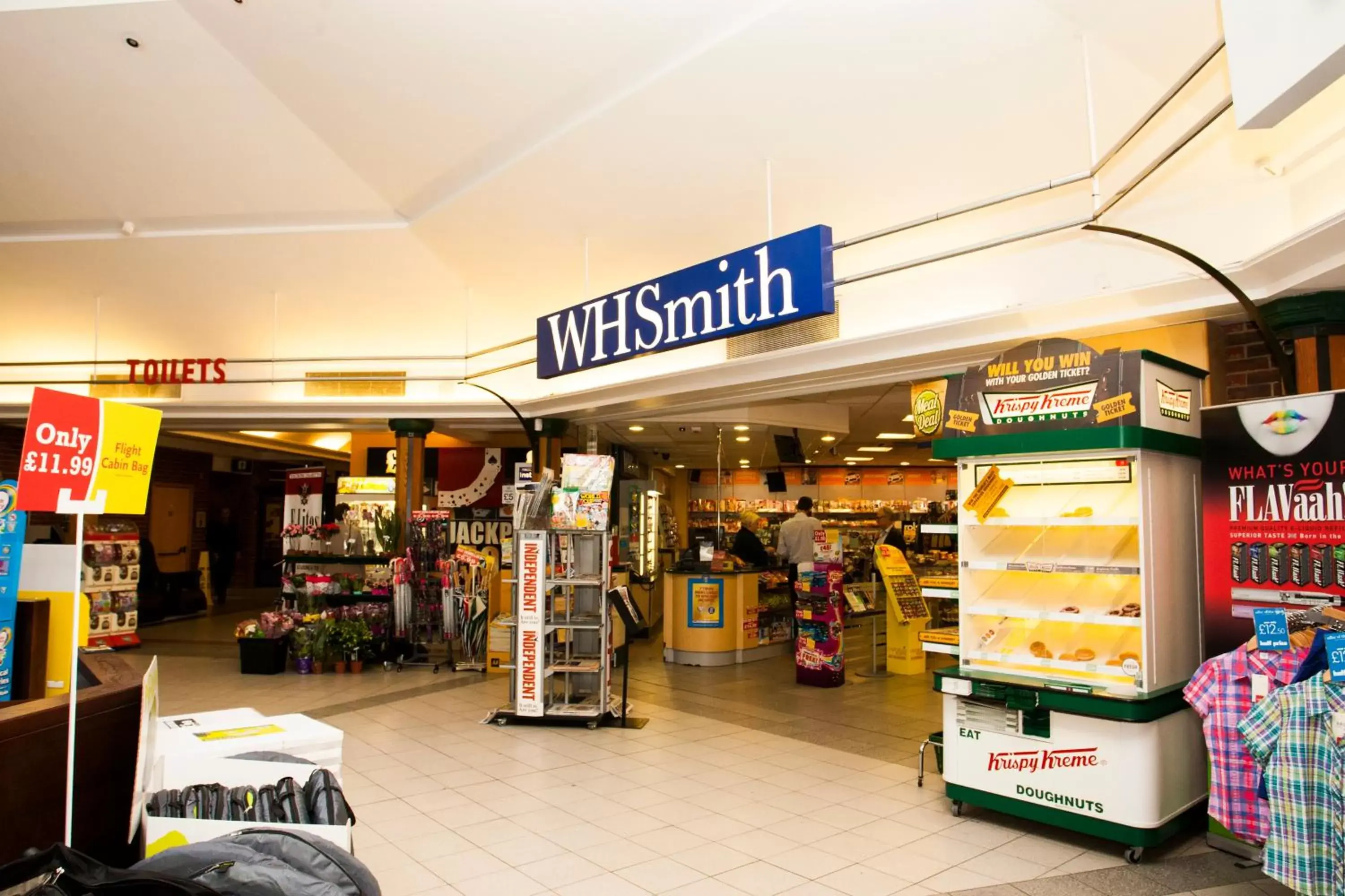 On-site shops, Supermarket/Shops in Days Inn by Wyndham Sevenoaks Clacket Lane