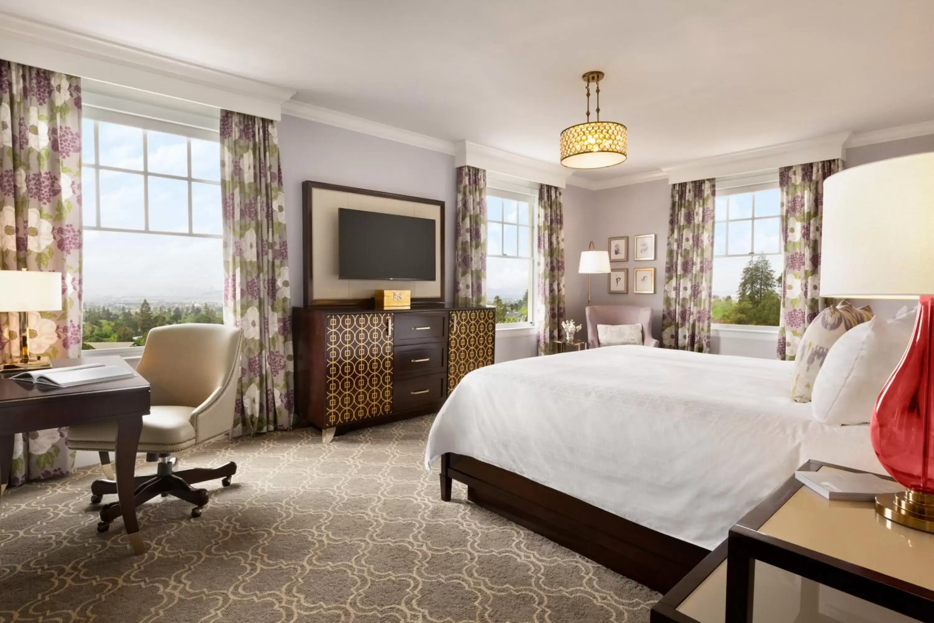 Superior King Room with View in The Claremont Club & Spa, A Fairmont Hotel