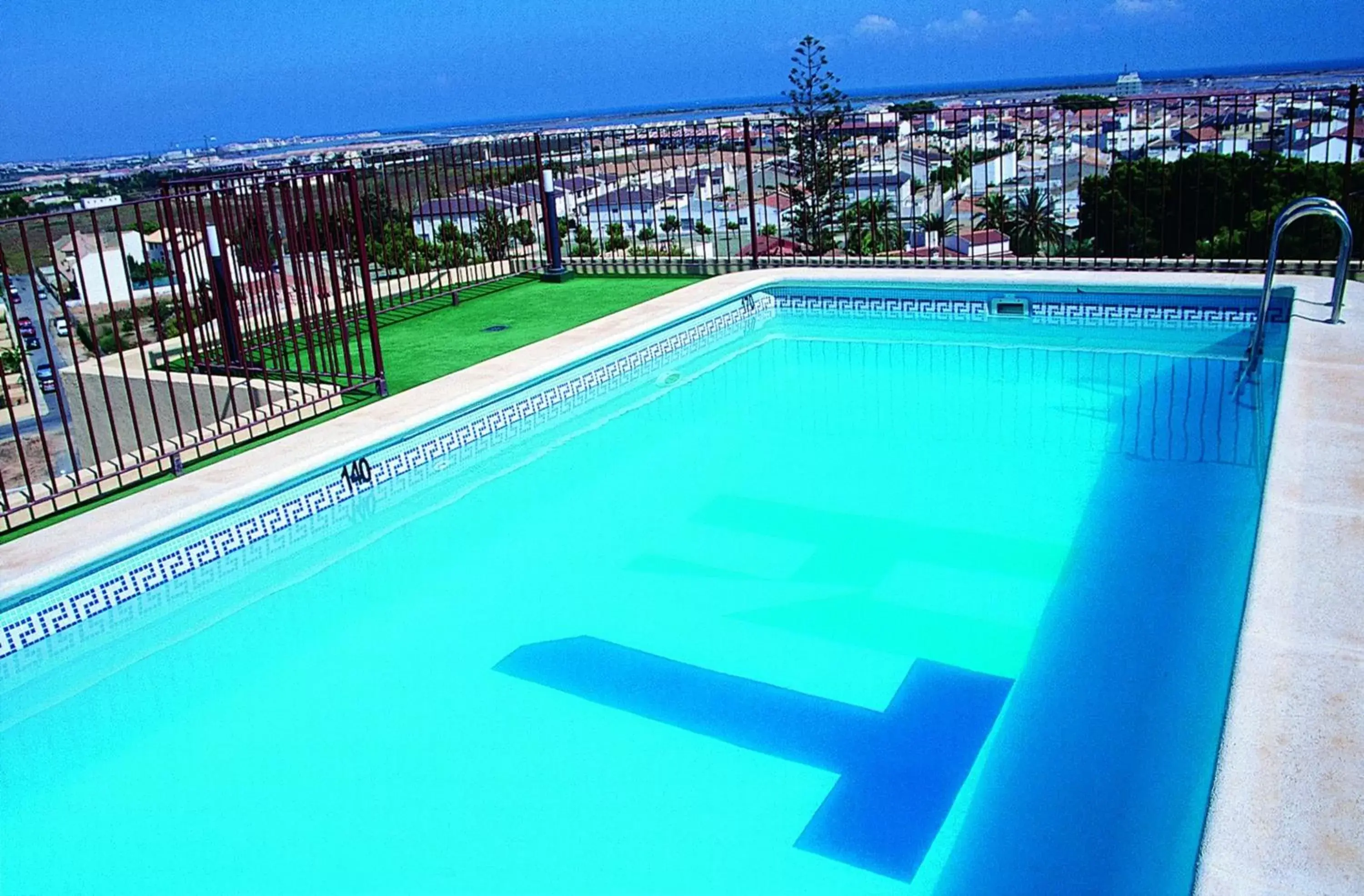 Swimming Pool in Hotel Traíña