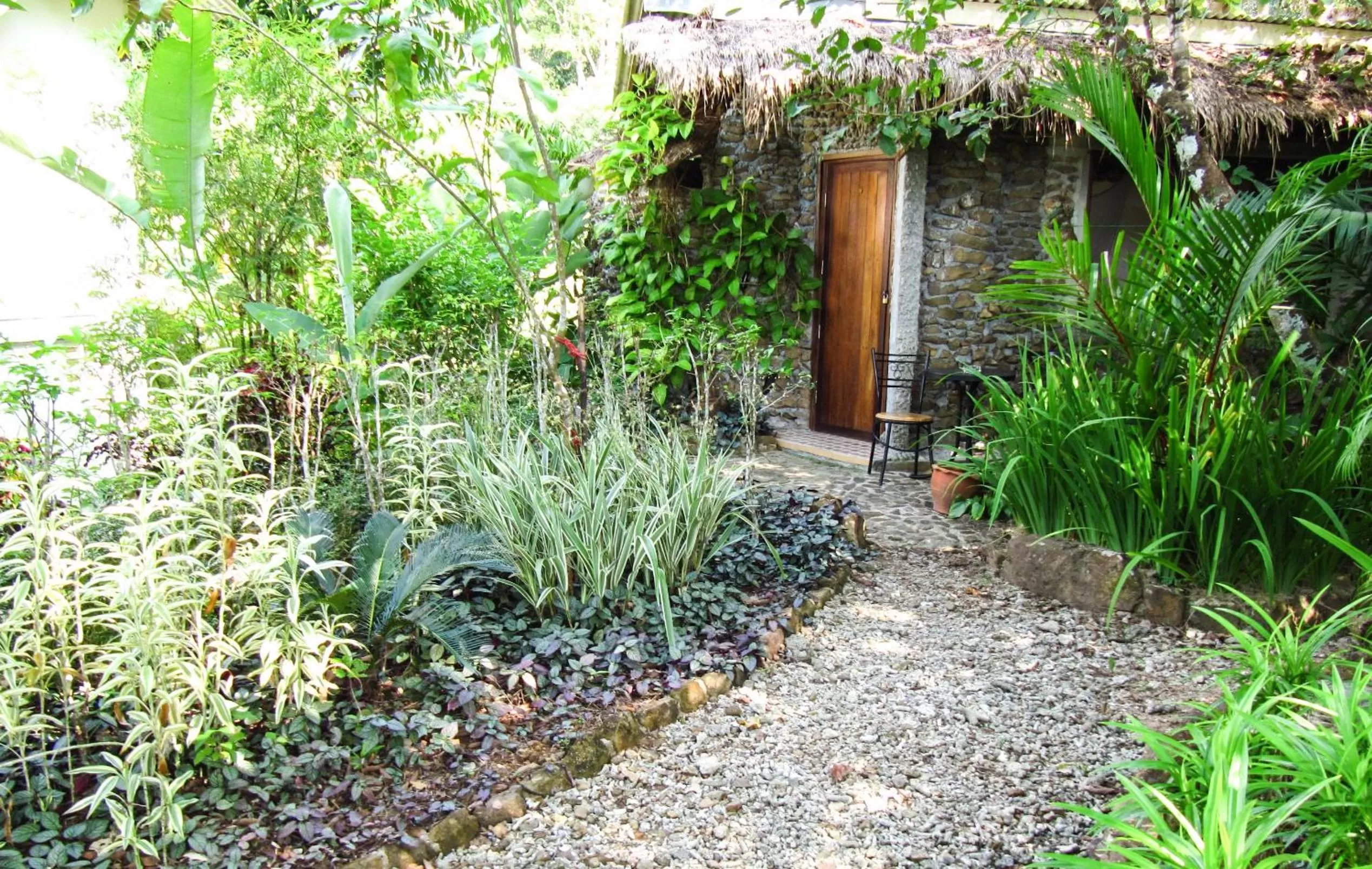 One-Bedroom Cottage in Rock Inn Bailan