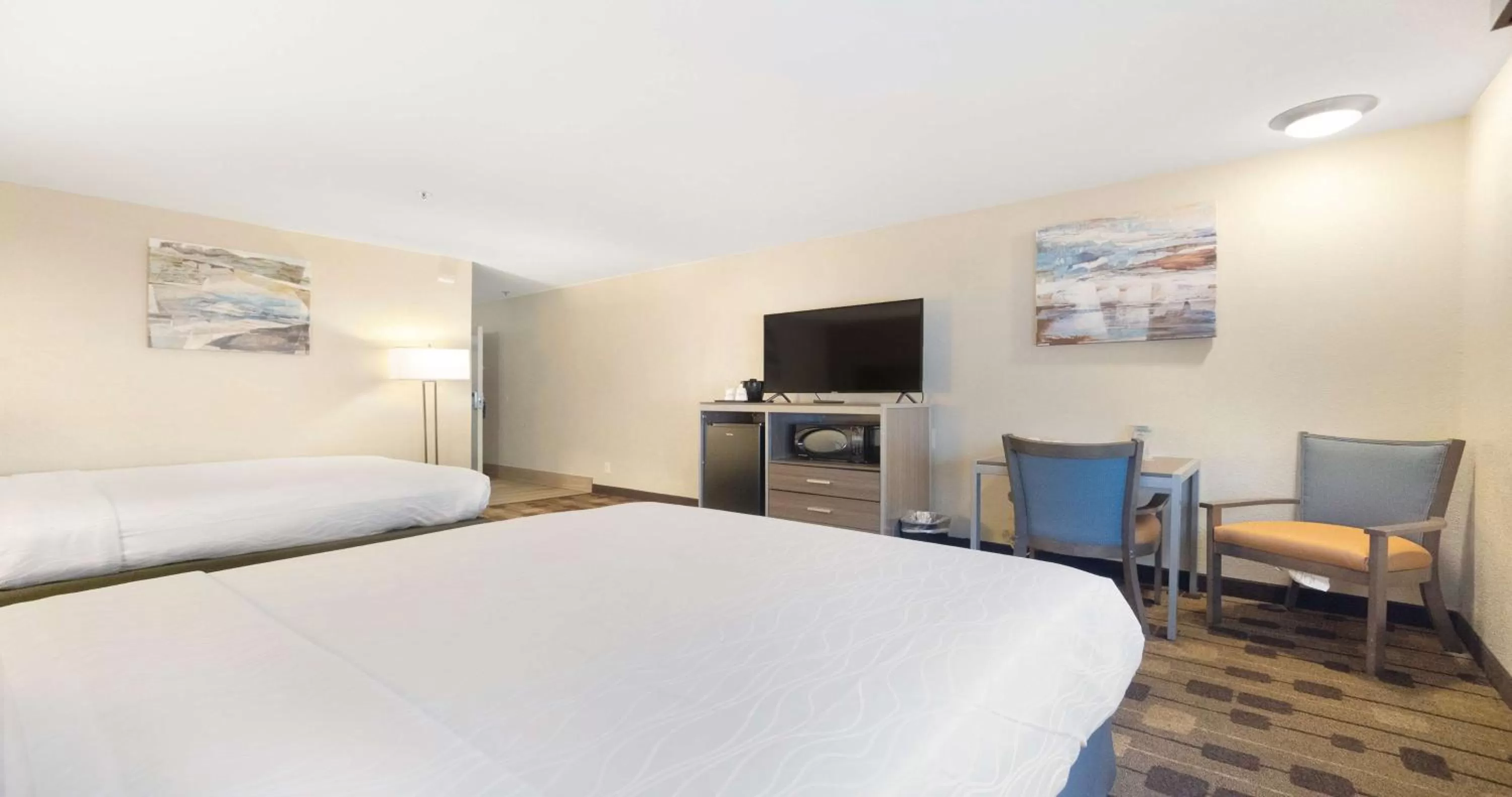 Bedroom, Bed in Best Western Amador Inn