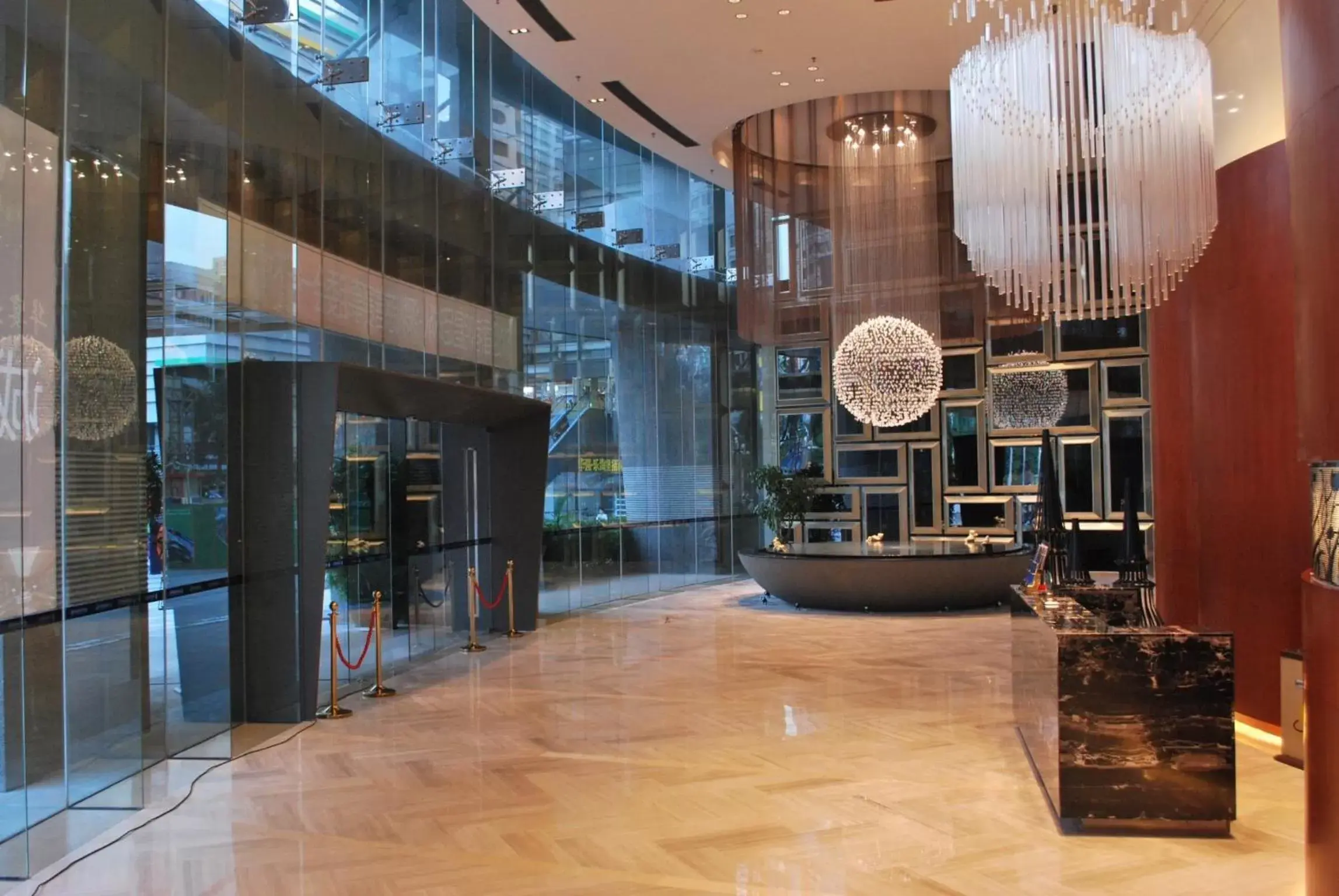 Lobby or reception in Huaqiang Plaza Hotel Shenzhen