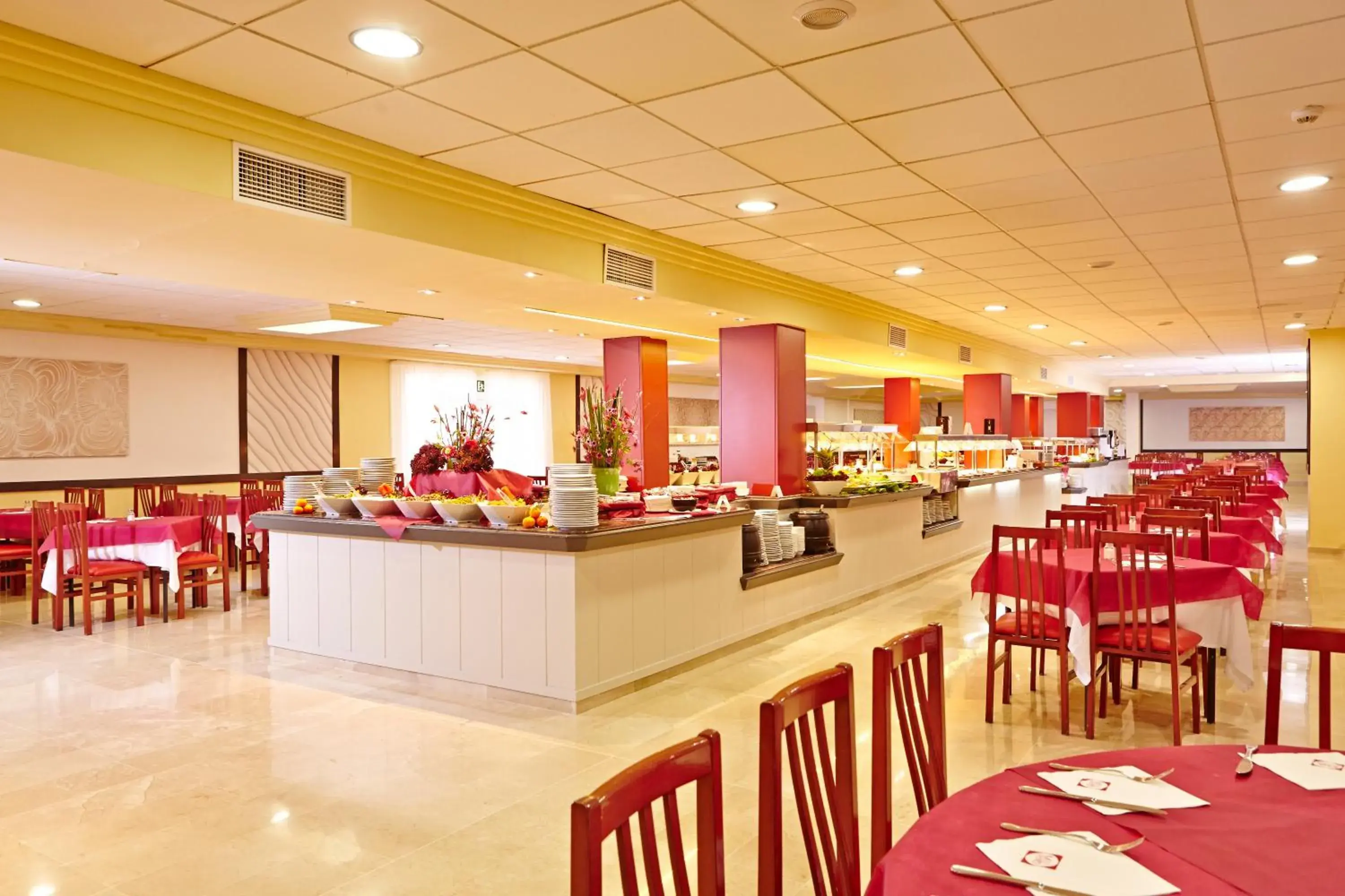 Restaurant/places to eat in MLL Palma Bay Club Resort Restaurant/places to eat in MLL Palma Bay Club Resort