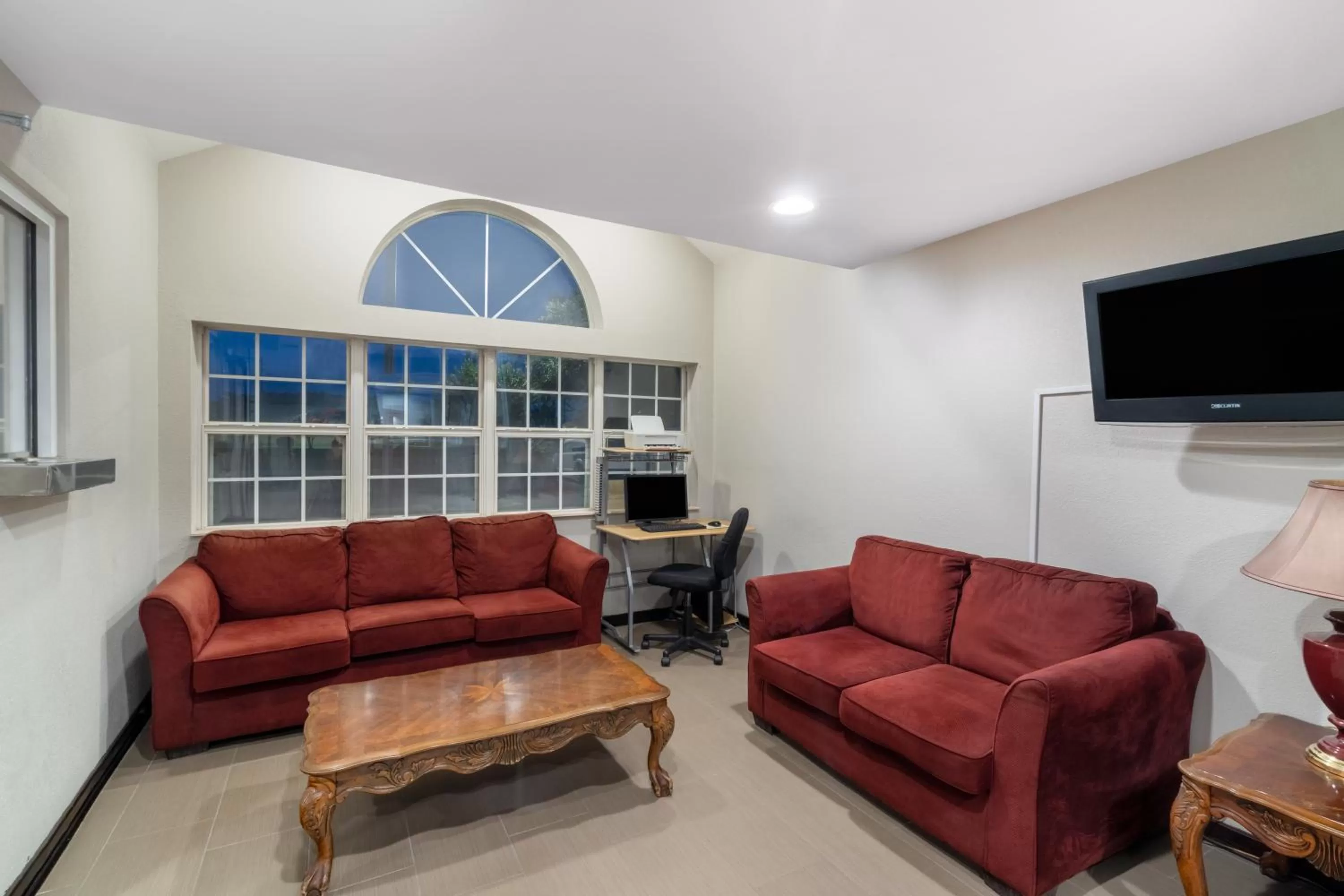 Lobby or reception in Microtel Inn & Suites by Wyndham Savannah/Pooler