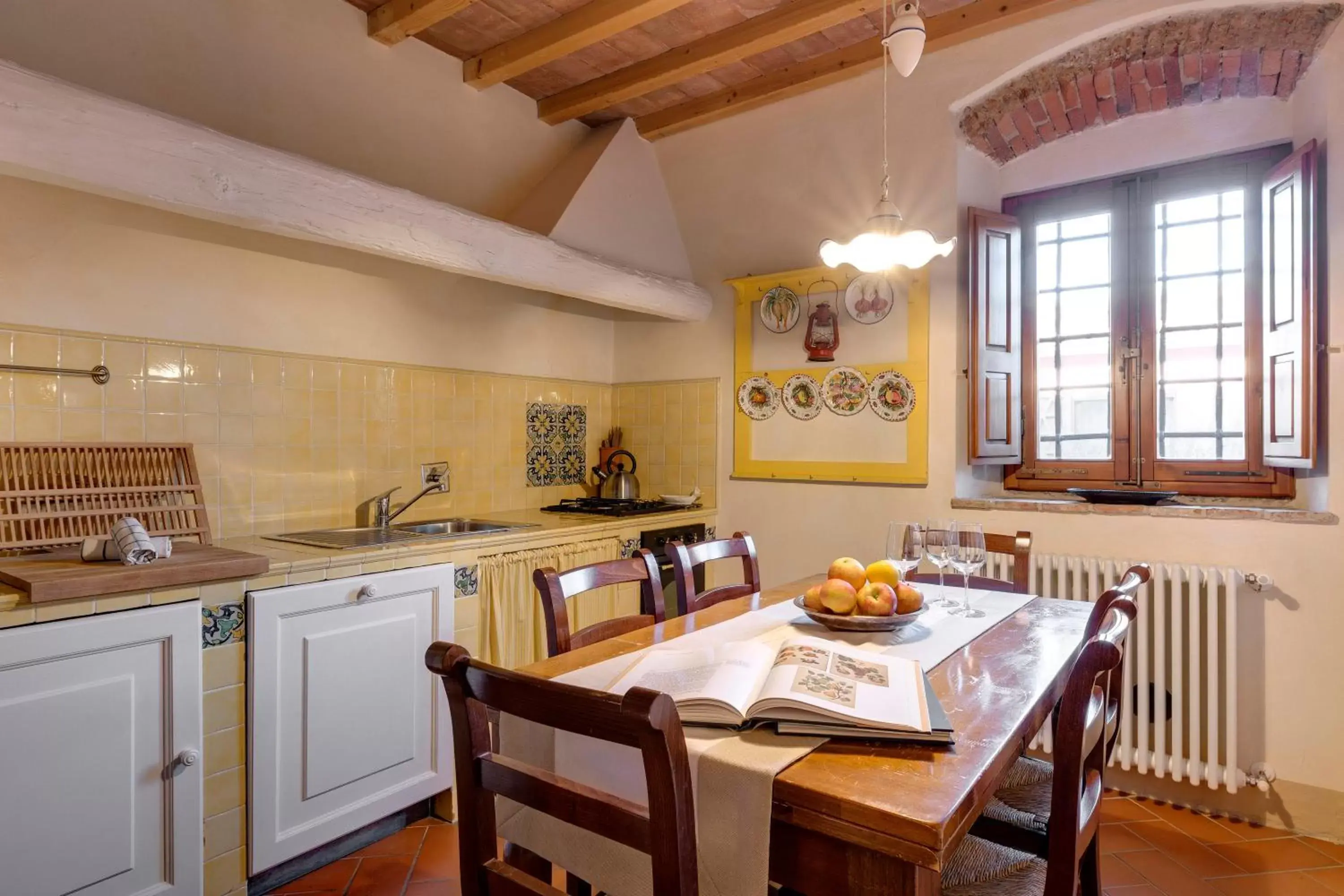 Kitchen or kitchenette, Dining Area in Terre di Baccio