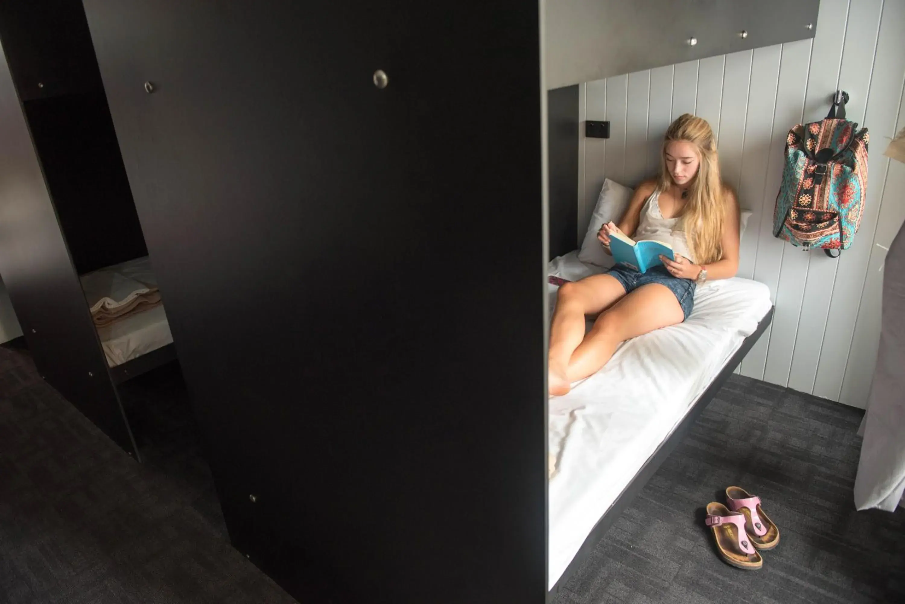 Bedroom in Bunk Surfers Paradise