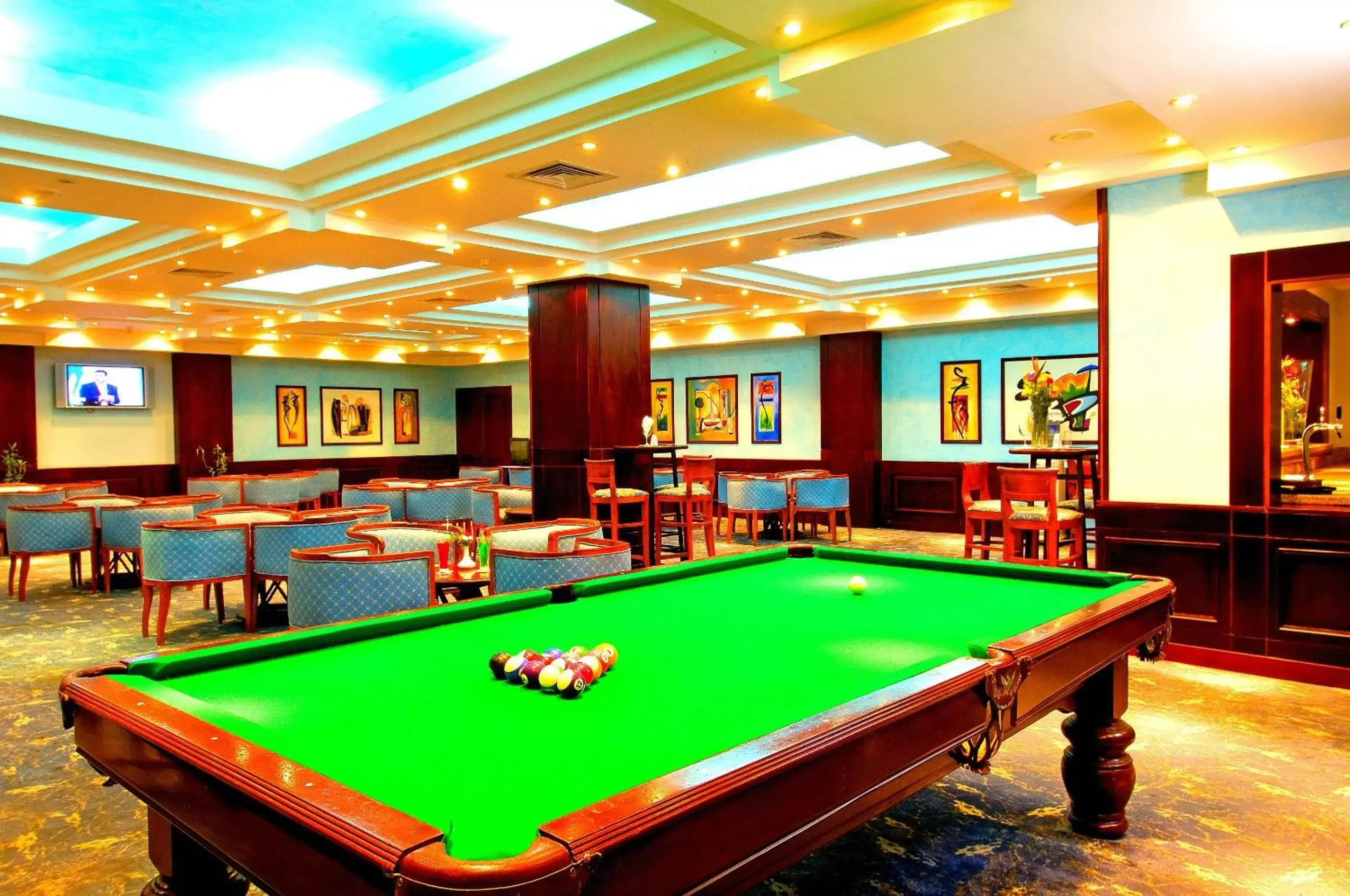 Billiard, Billiards in Palm Beach Resort Families and Couples only