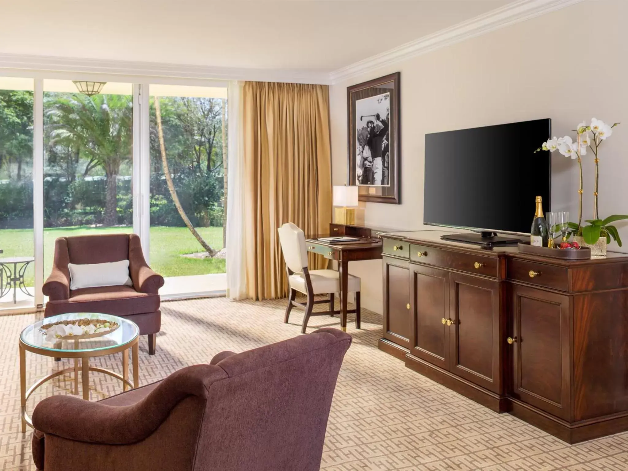 TV and multimedia, Seating Area in Trump National Doral Golf Resort