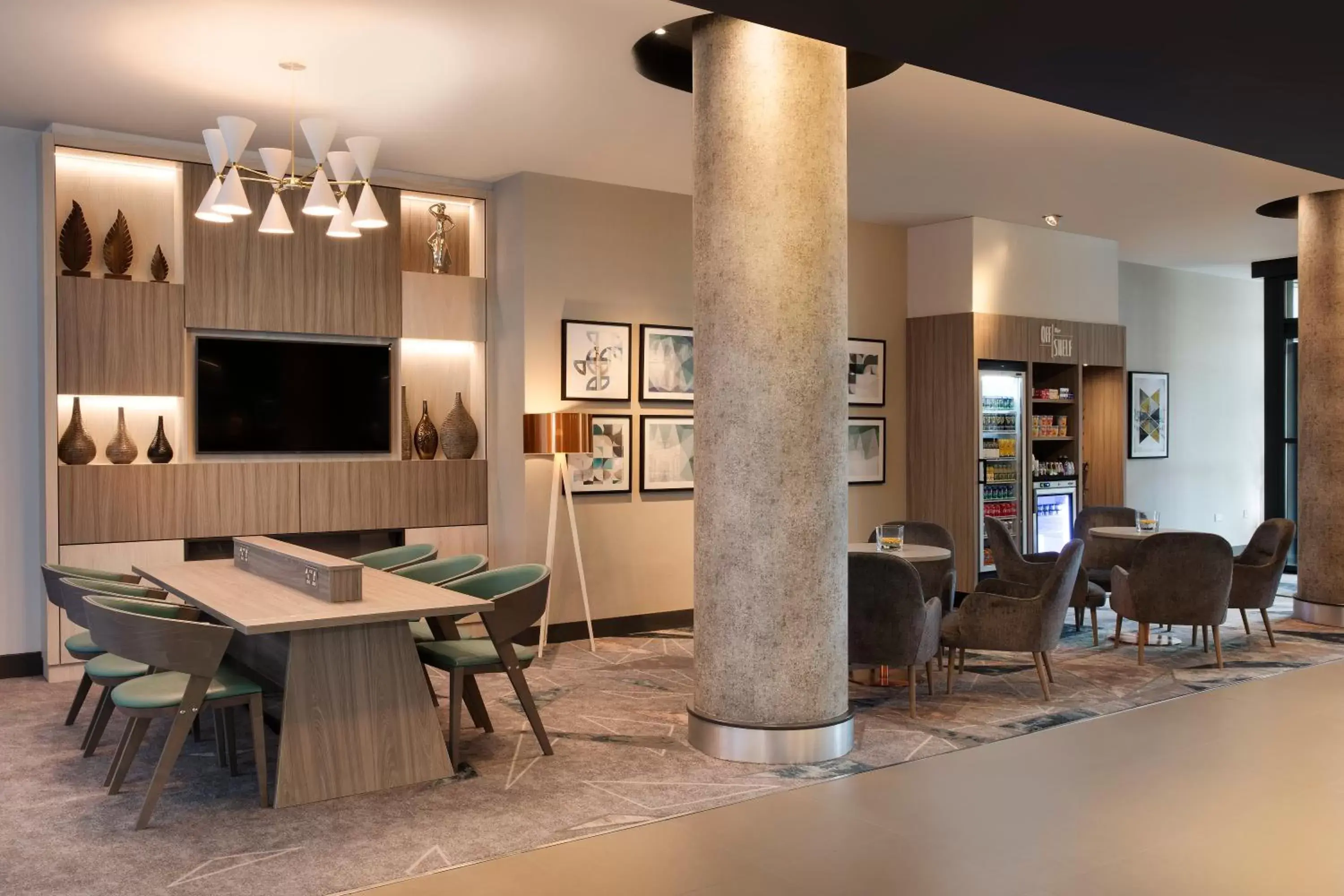 Lobby or reception in Leonardo Hotel London Watford- Formerly Jurys Inn