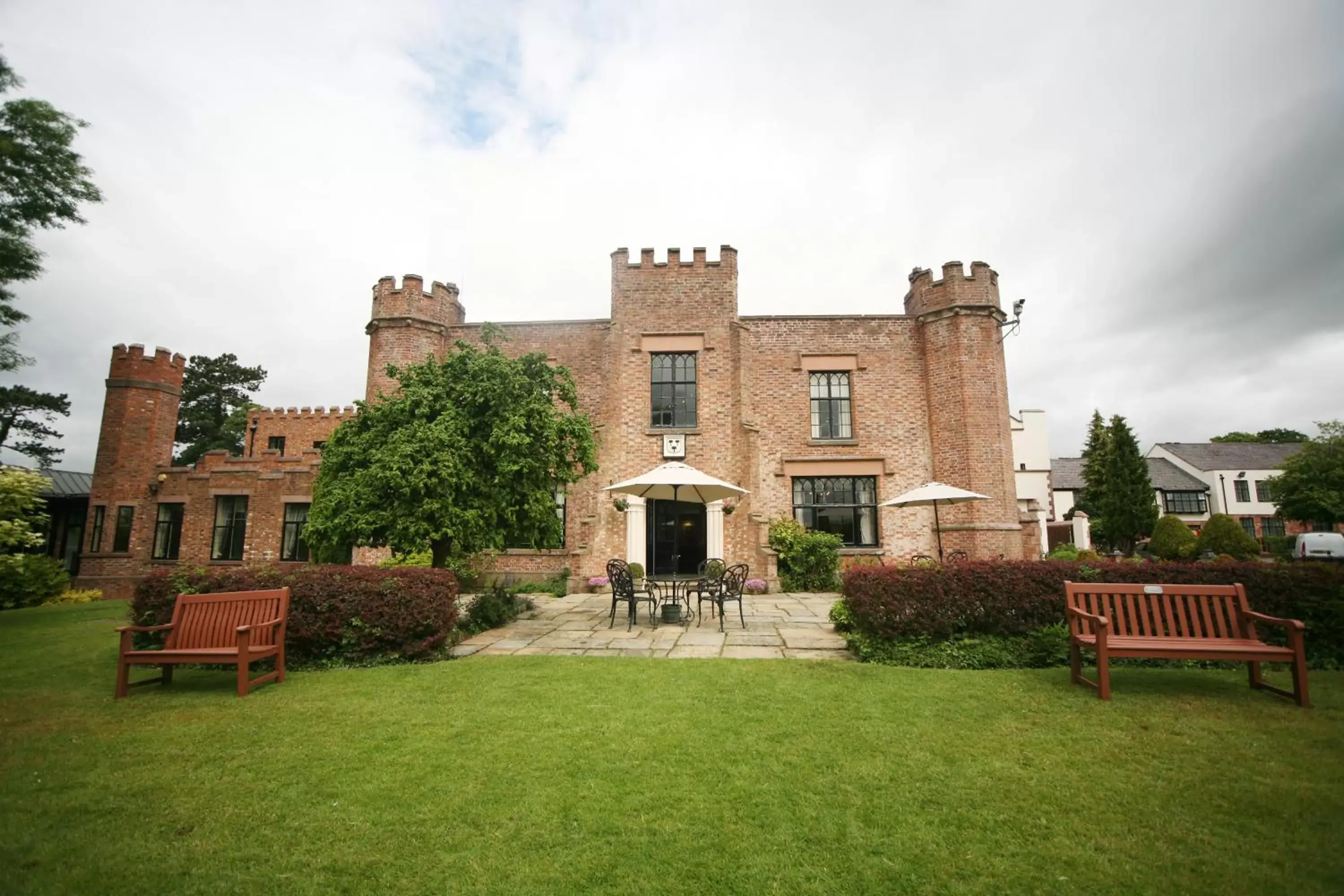 Facade/entrance, Property Building in Crabwall Manor Hotel & Spa