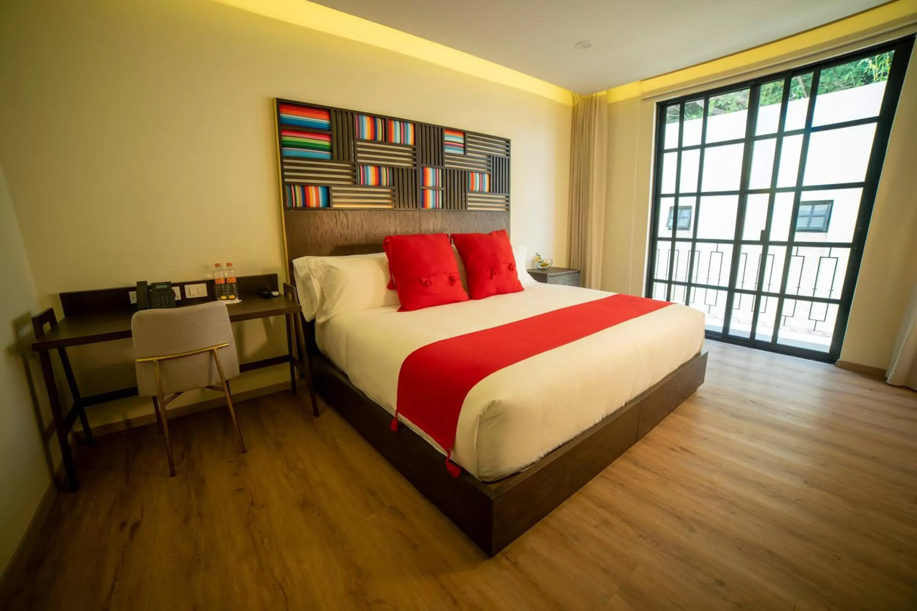 Superior Deluxe Double or Twin Room in Hotel Dex Tlaquepaque Superior Deluxe Double or Twin Room in Hotel Dex Tlaquepaque