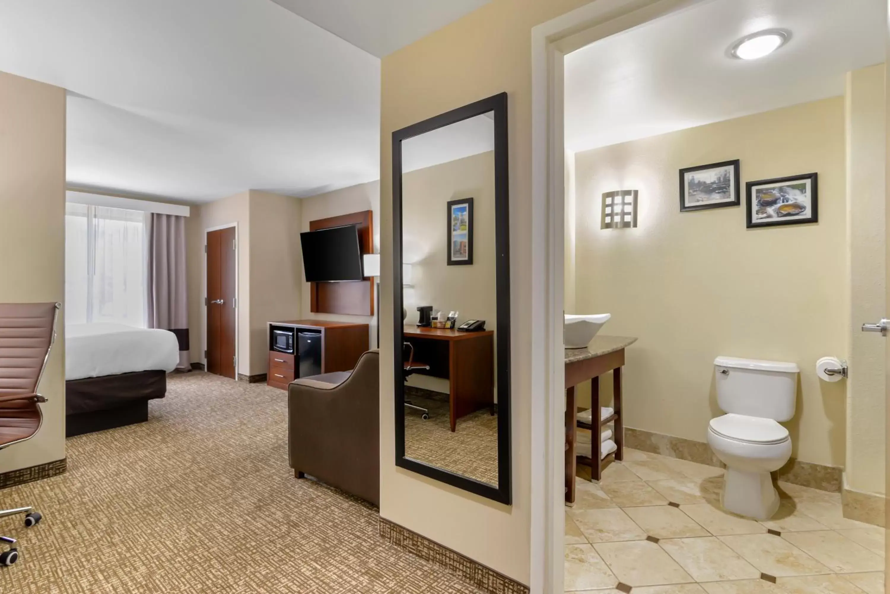 Property building, Bathroom in Comfort Suites at Kennesaw State University
