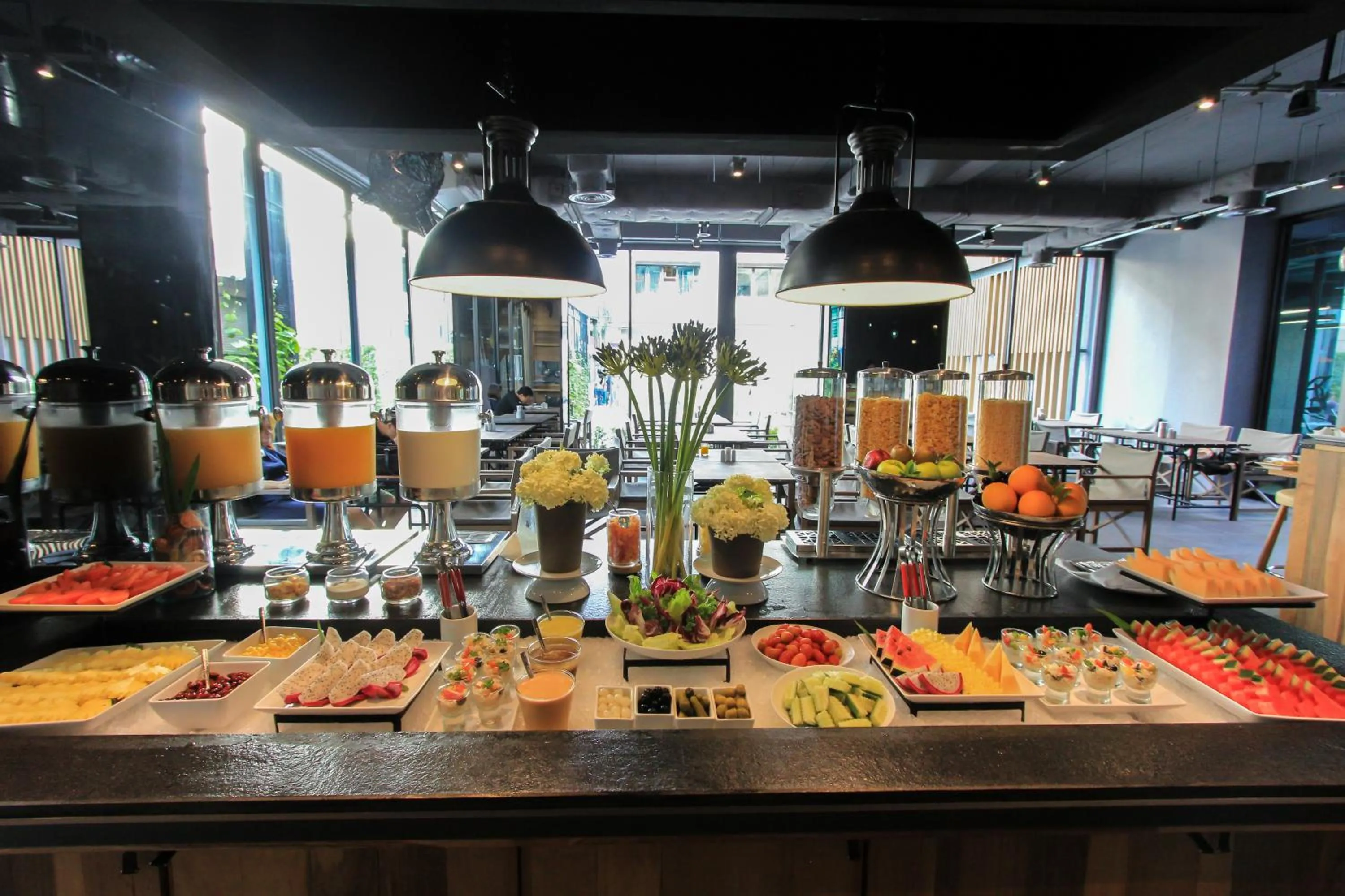 Restaurant/places to eat in Sugar Marina Hotel-SURF-Kata Beach