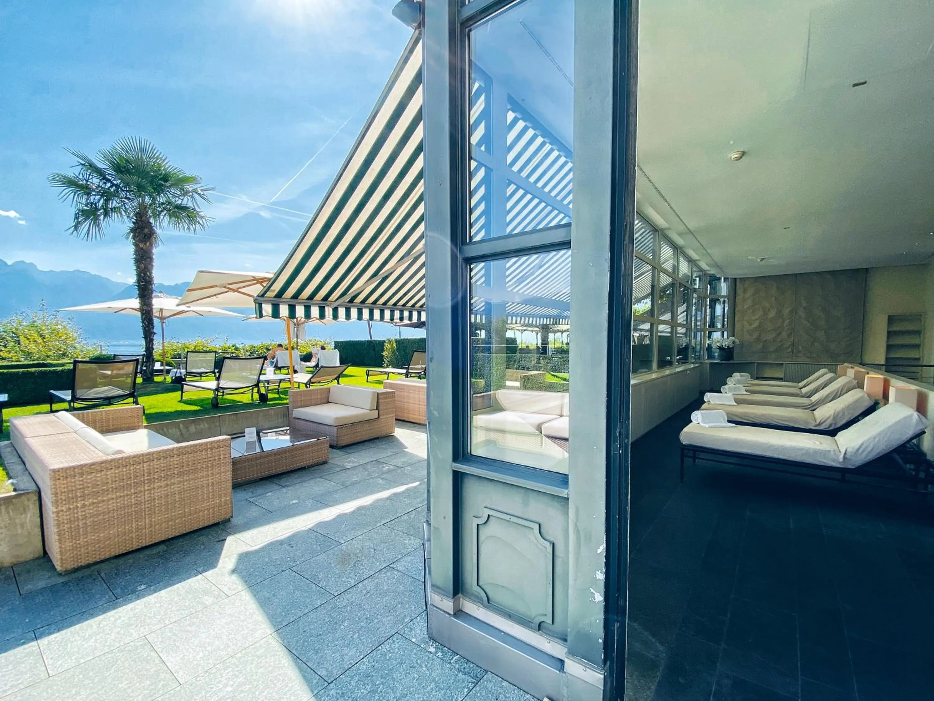 Spa and wellness centre/facilities, Bed in Hôtel Des Trois Couronnes & Spa - The Leading Hotels of the World