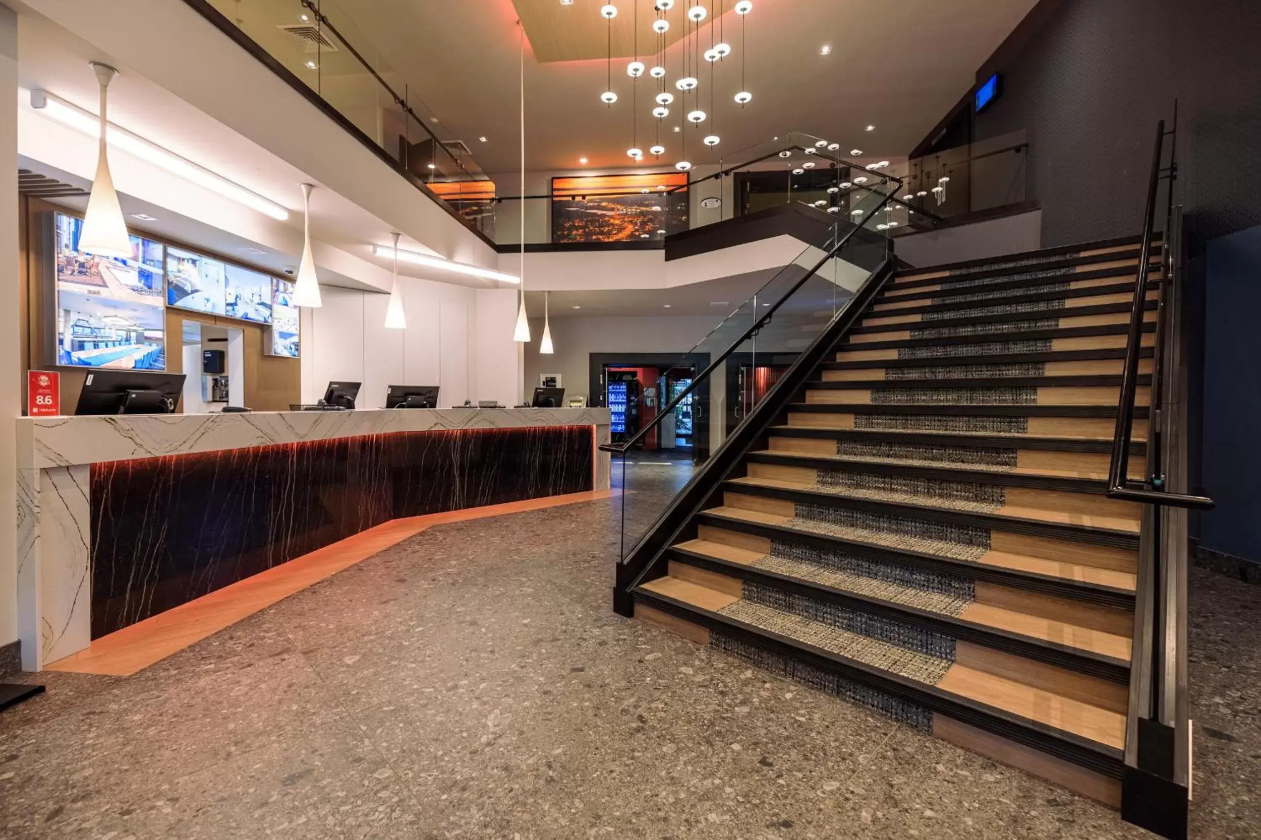 Lobby or reception, Lobby/Reception in Hôtel Universel, Centre de congrès Rivière-du-Loup