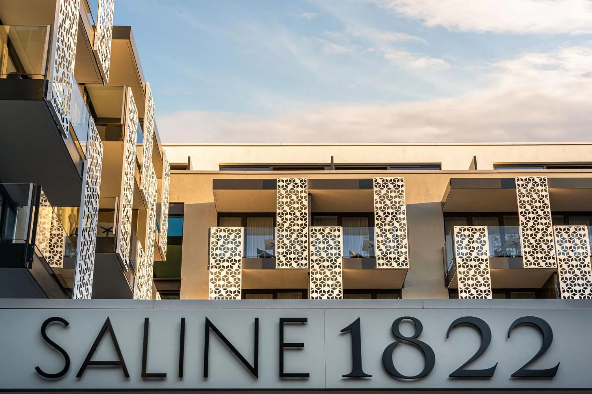 Facade/entrance in Saline1822