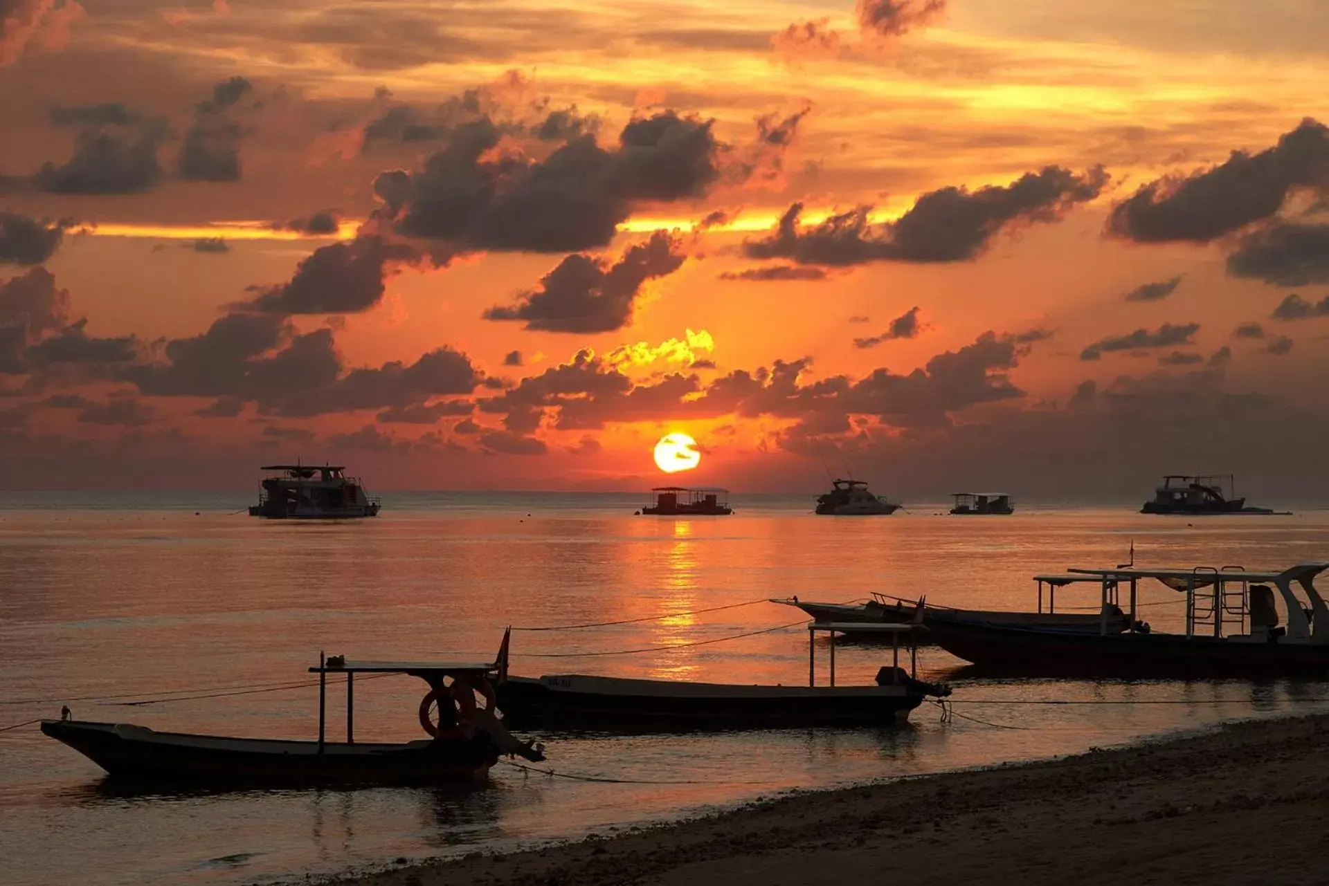 Natural landscape, Sunrise/Sunset in Mahagiri Resort Nusa Lembongan