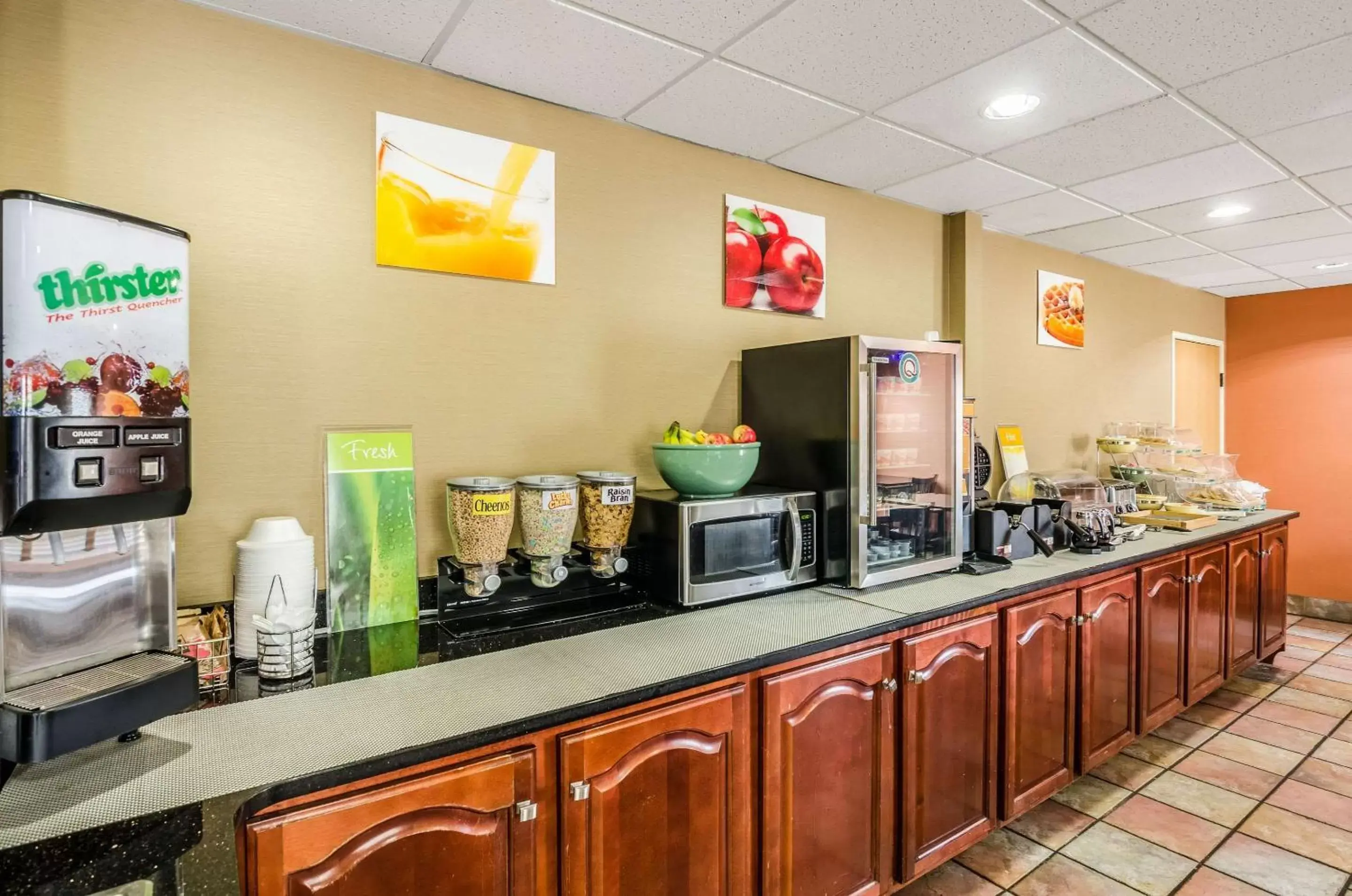Restaurant/places to eat in Quality Inn & Suites Wytheville