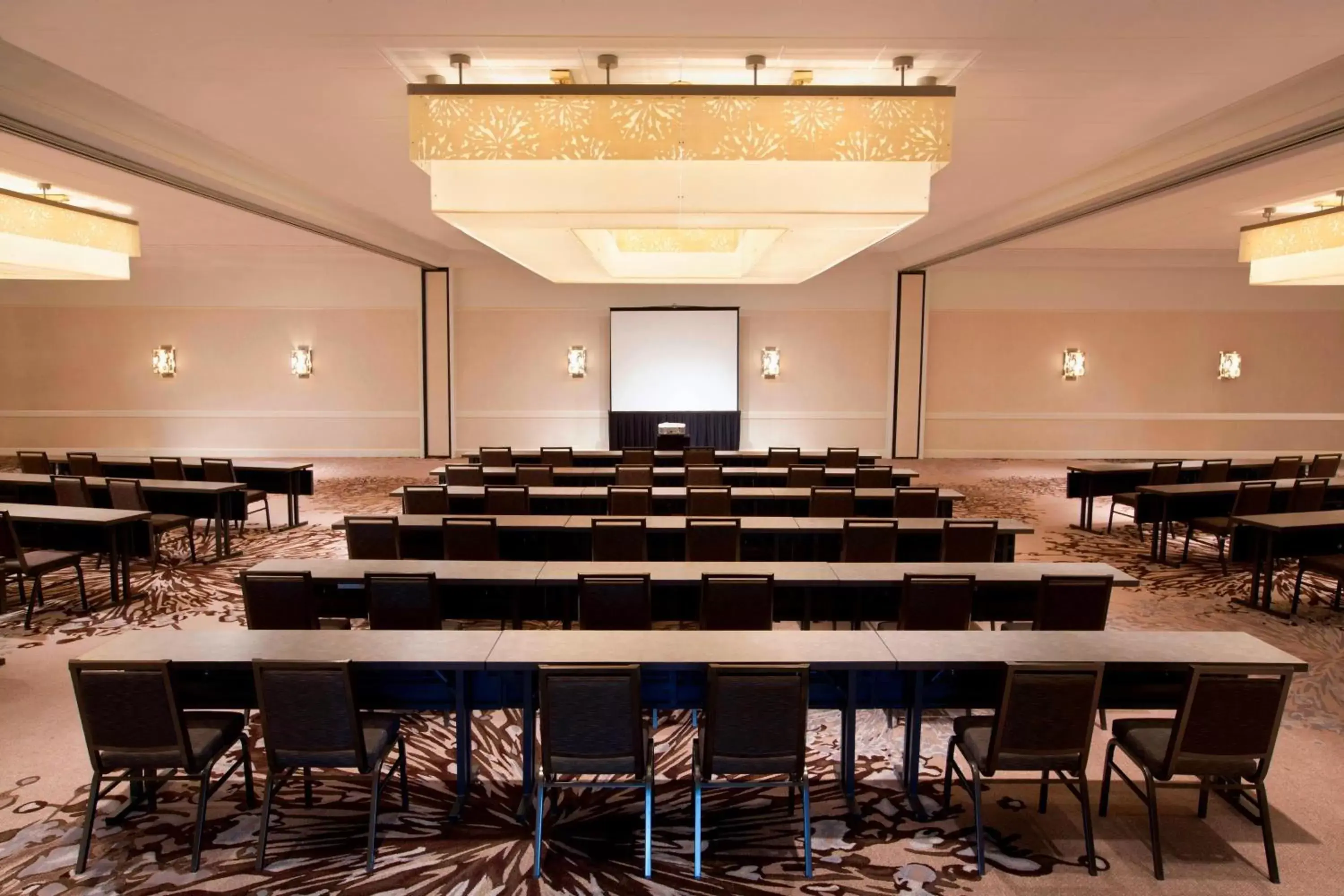 Meeting/conference room in The Westin O'Hare